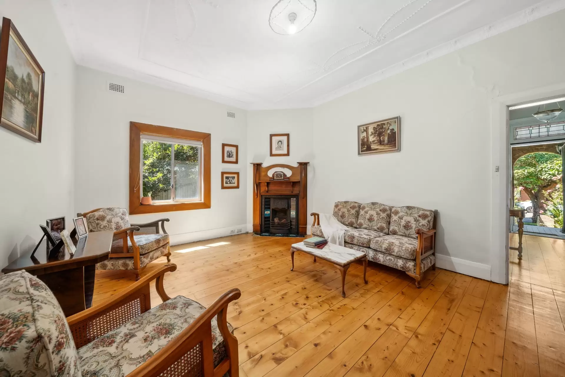 59 Long Street, Strathfield Sold by Richard Matthews Real Estate - image 2