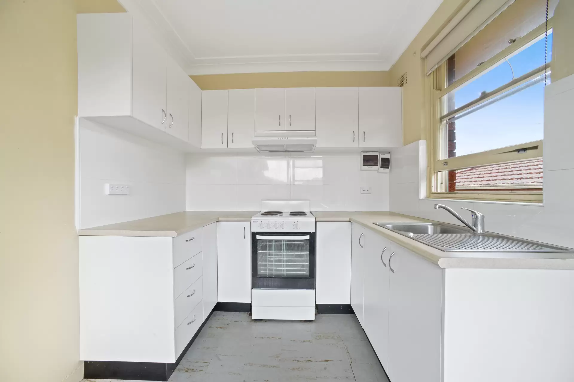 8/17-21 Russell Street, Strathfield Leased by Richard Matthews Real Estate - image 2