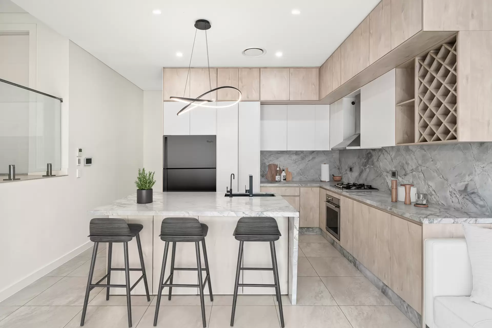 25 Cumberland Avenue, Georges Hall Sold by Richard Matthews Real Estate - image 4