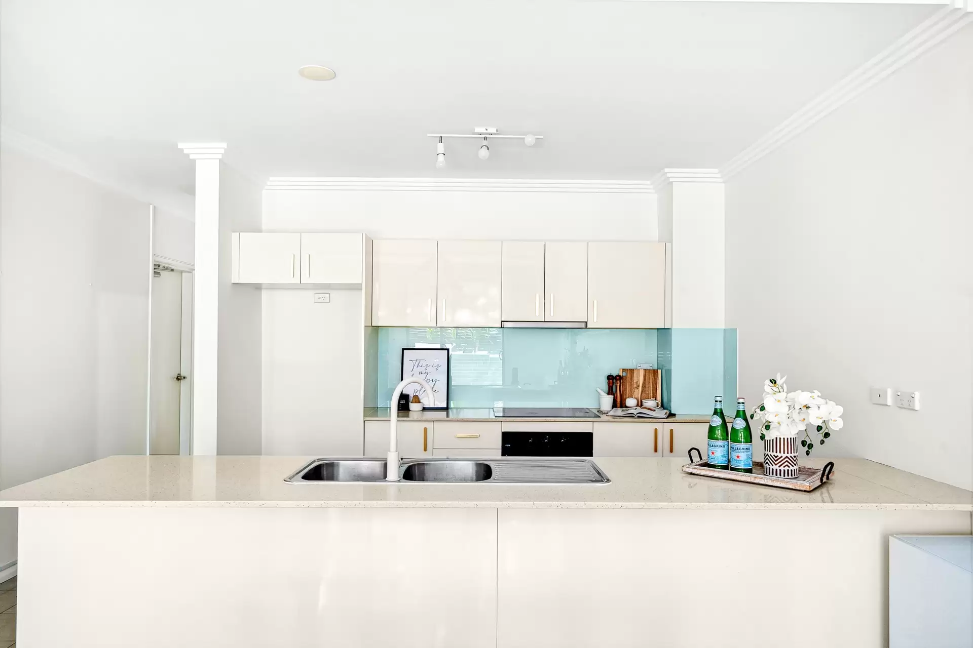 2/16-20 Grosvenor Street, Croydon Sold by Richard Matthews Real Estate - image 11