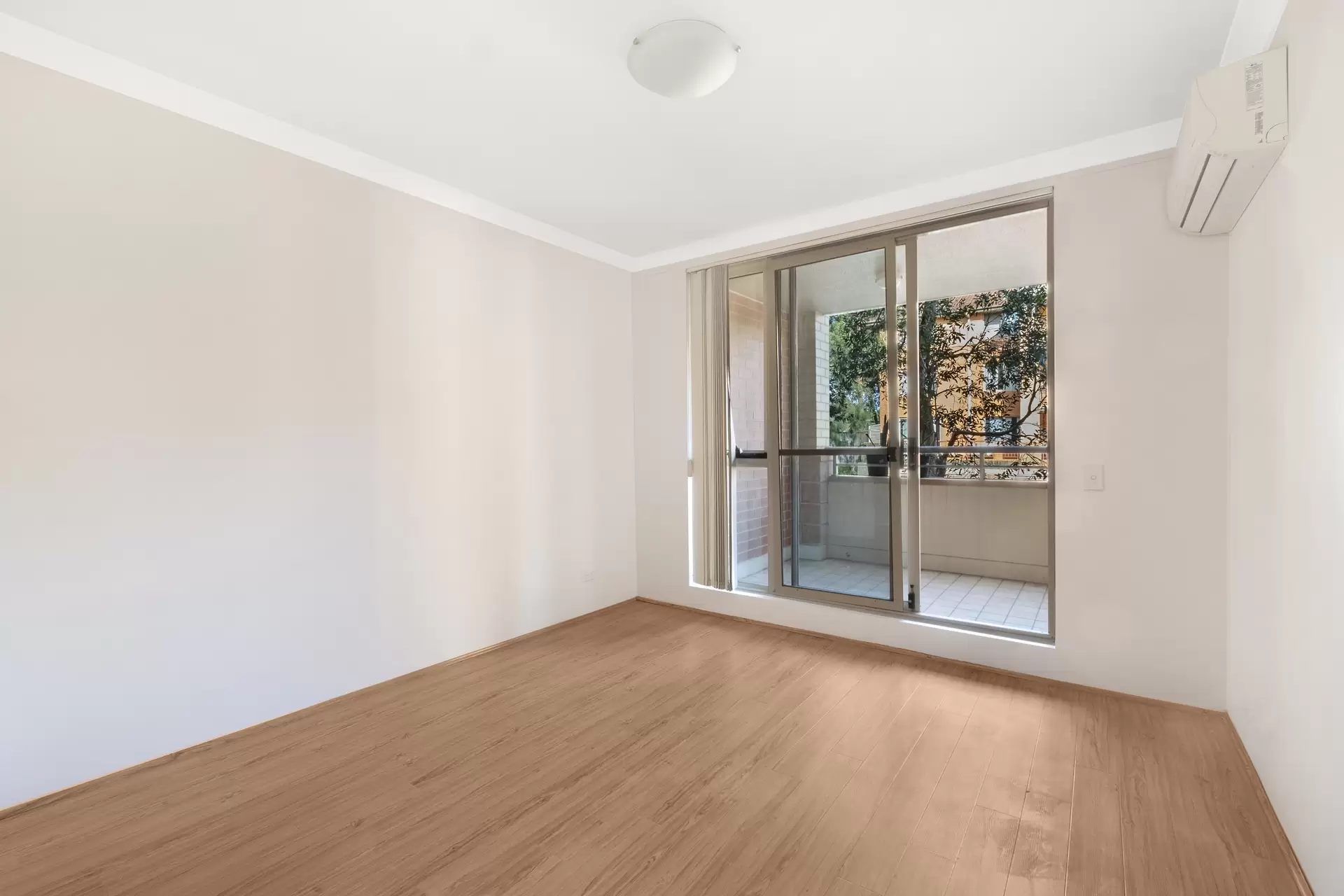 16J/19-21 George Street, North Strathfield Leased by Richard Matthews Real Estate - image 3