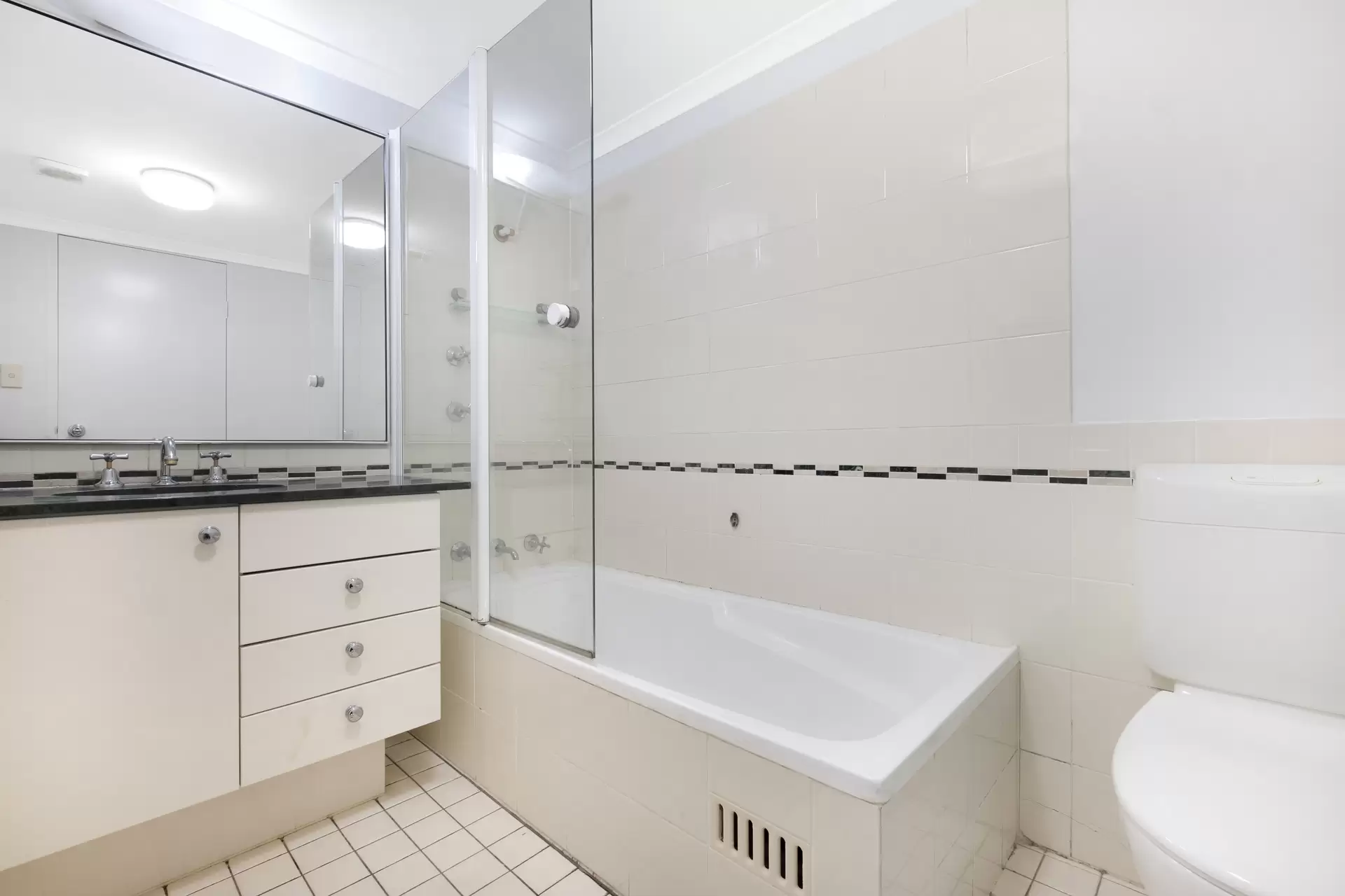 16J/19-21 George Street, North Strathfield Leased by Richard Matthews Real Estate - image 4