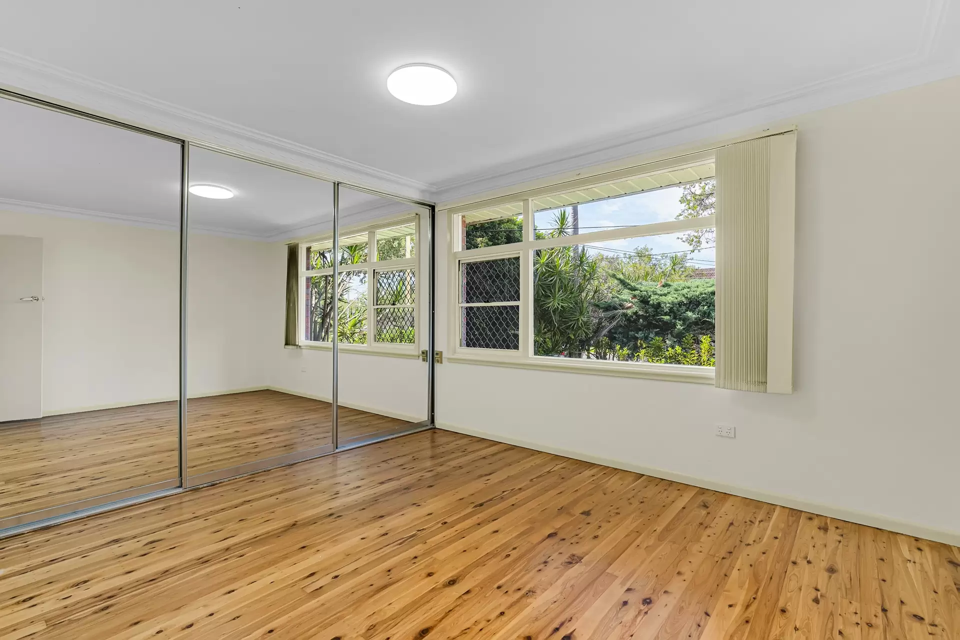 134 Flinders Road, Georges Hall Leased by Richard Matthews Real Estate - image 5