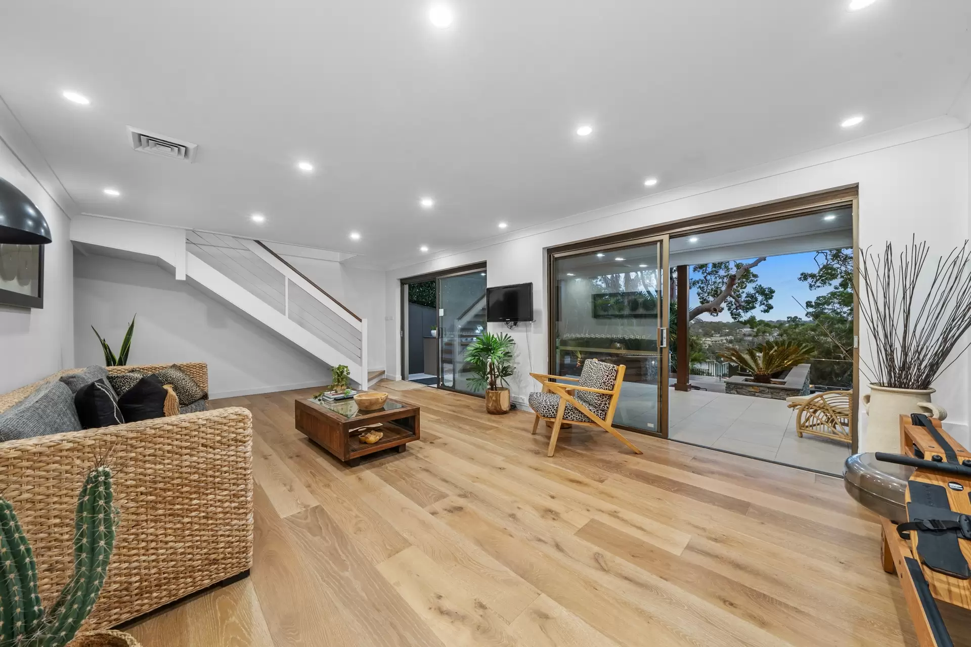 23 Bignell Street, Illawong Sold by Richard Matthews Real Estate - image 9
