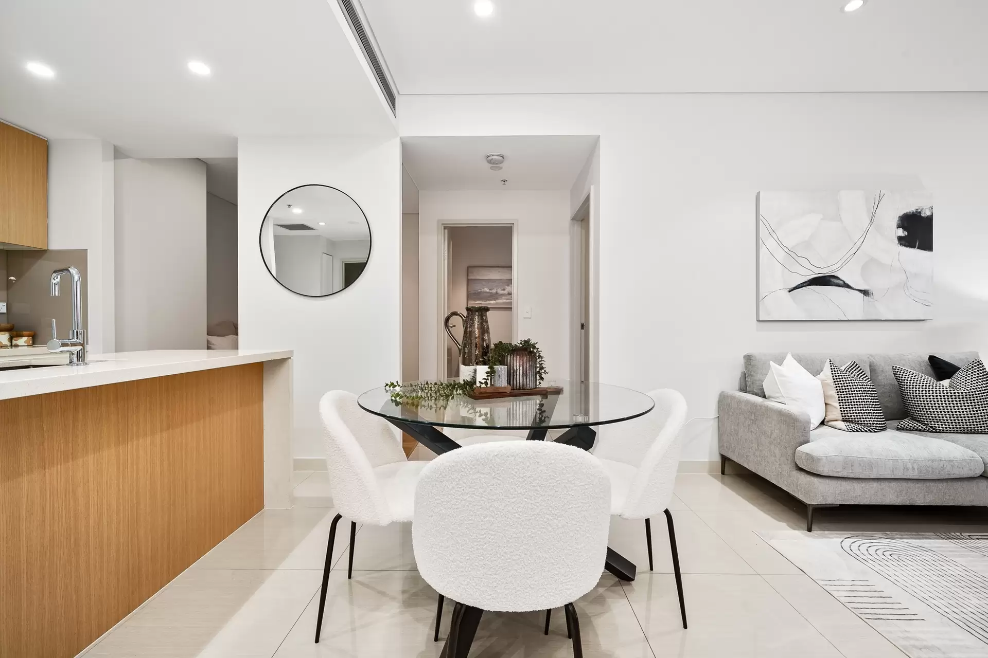 236/2 Nipper Street, Homebush Sold by Richard Matthews Real Estate - image 3