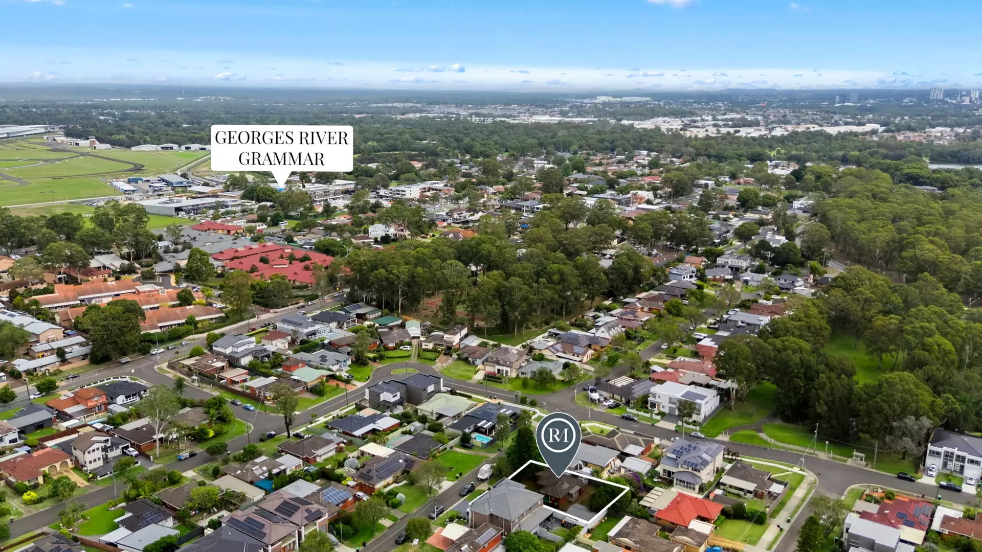 5 Lurnea Avenue, Georges Hall Sold by Richard Matthews Real Estate - image 6