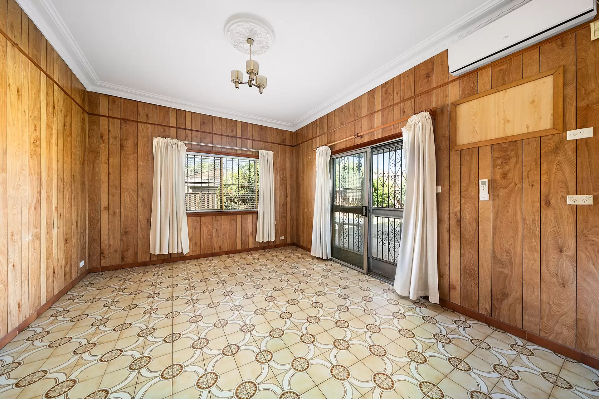 382 Punchbowl Road, Belfield Sold by Richard Matthews Real Estate - image 5