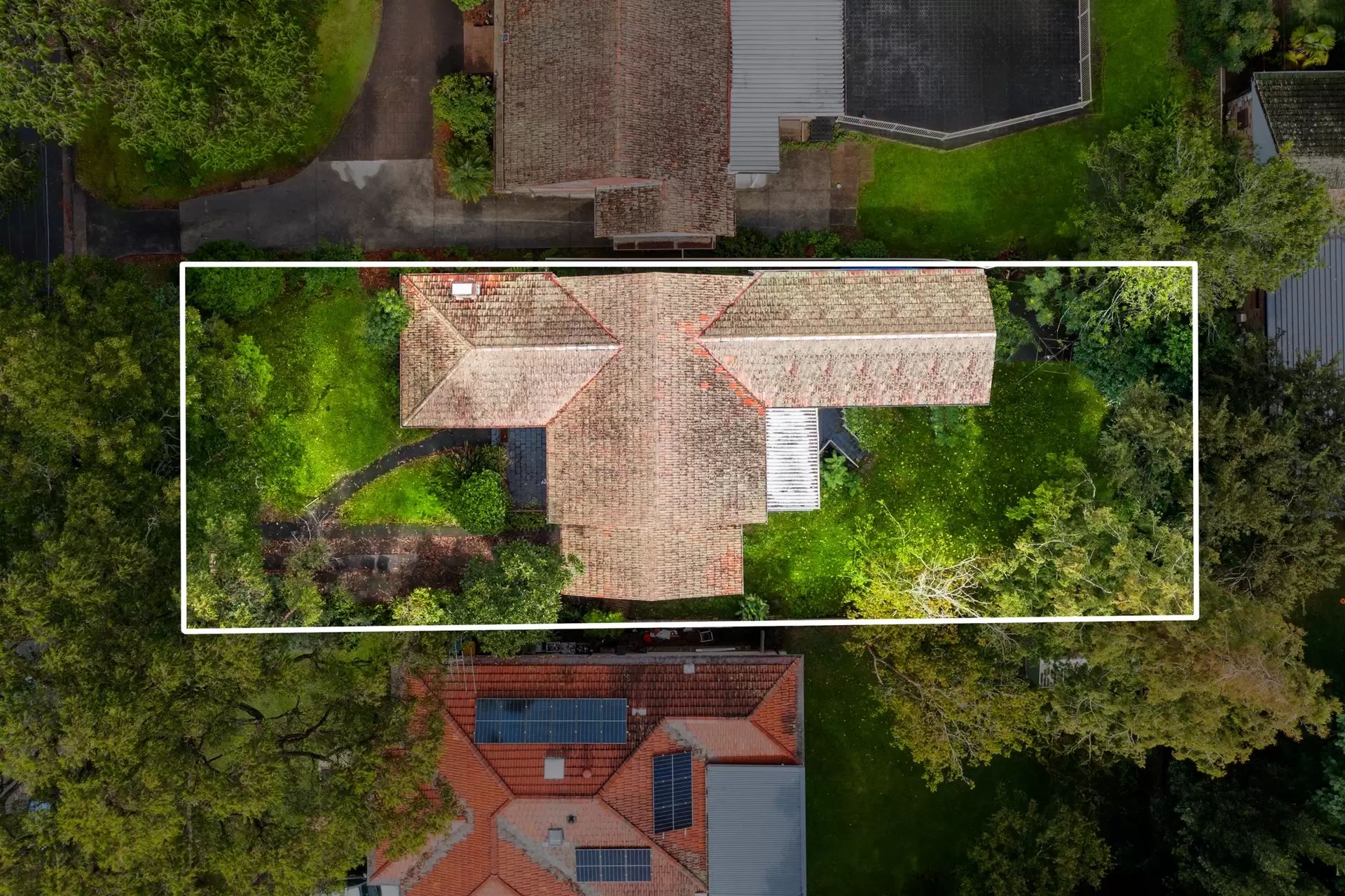 7 Wallalong Crescent, West Pymble Sold by Richard Matthews Real Estate - image 1