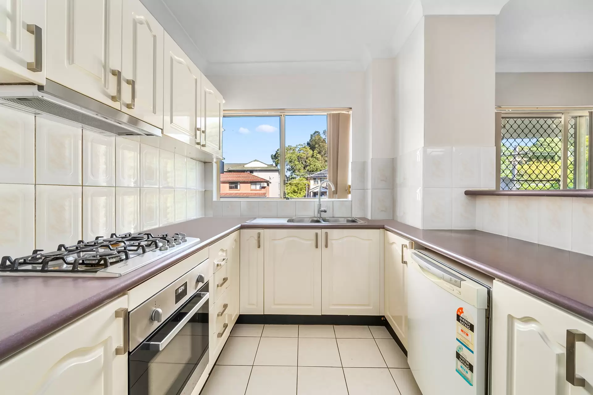 8/61-67 Reynolds Avenue, Bankstown Sold by Richard Matthews Real Estate - image 2