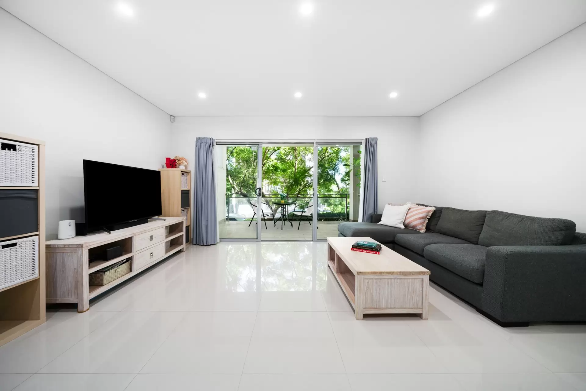 22/100 Tennyson Road, Mortlake Sold by Richard Matthews Real Estate - image 2