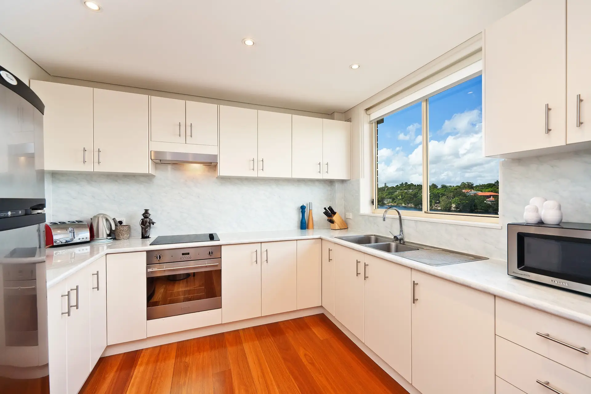 22/18 Walton Crescent, Abbotsford Sold by Richard Matthews Real Estate - image 3