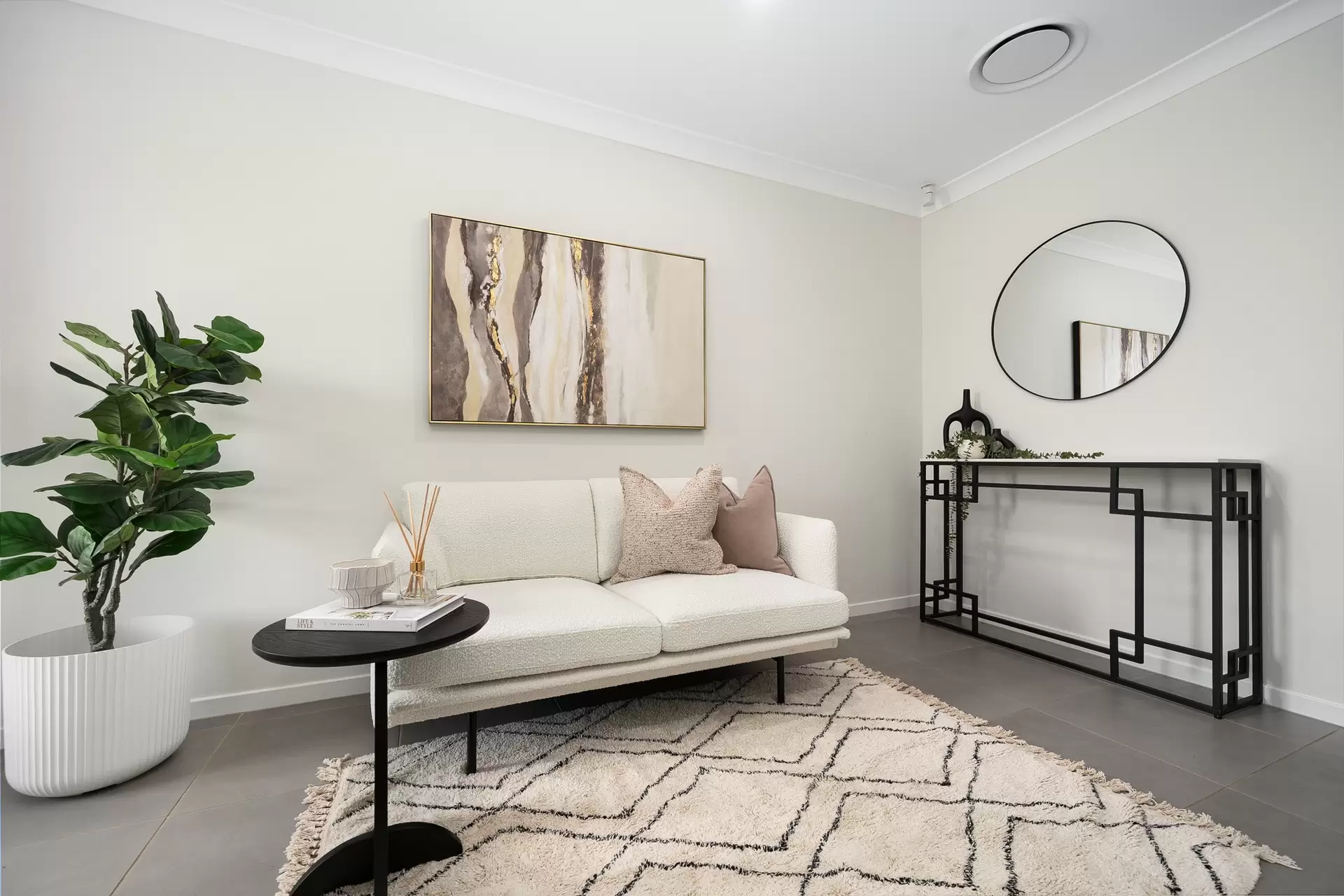 7 Timbercrest Street, Box Hill Sold by Richard Matthews Real Estate - image 4