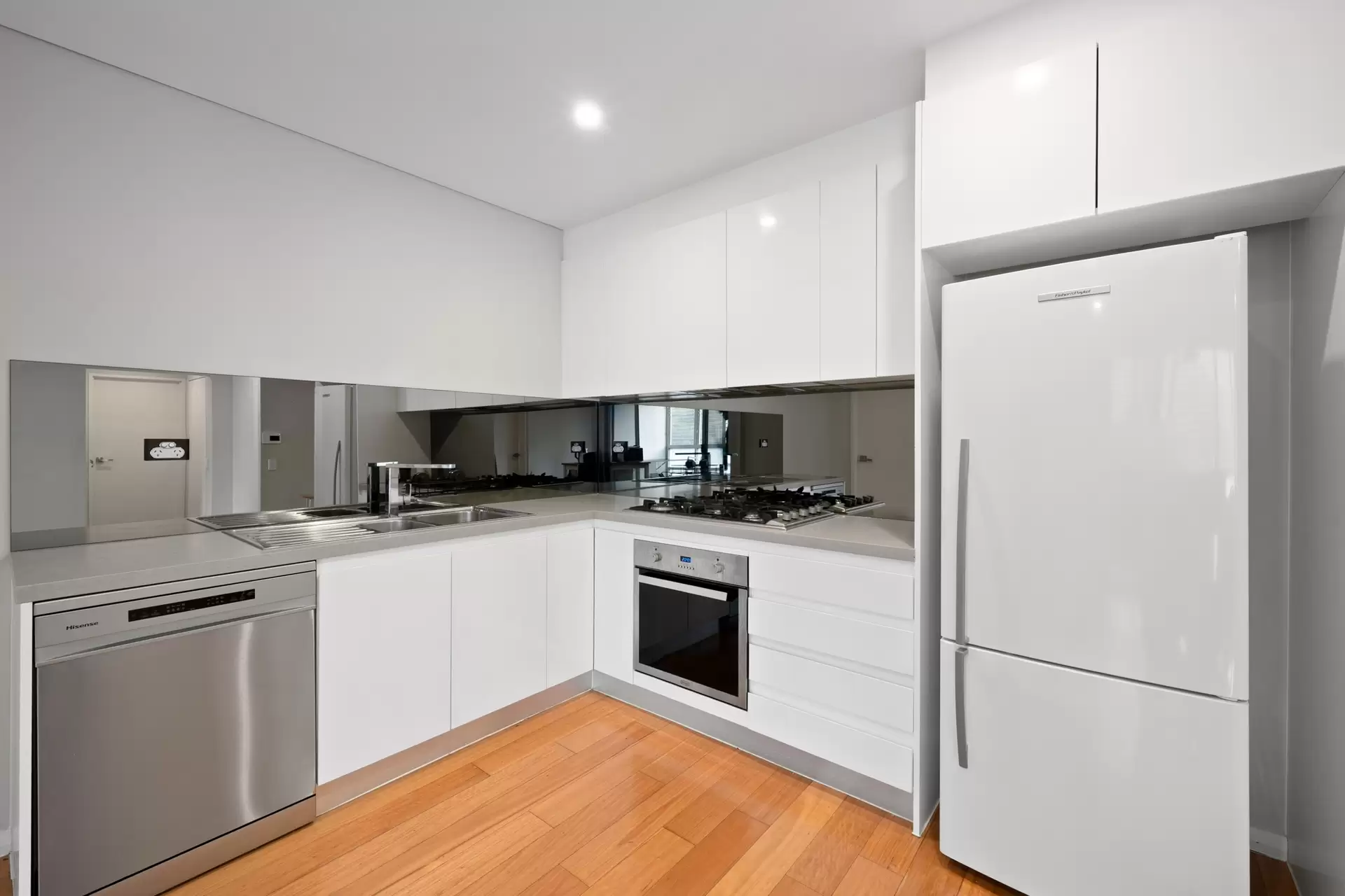 7/50 Loftus Crescent, Homebush Sold by Richard Matthews Real Estate - image 2