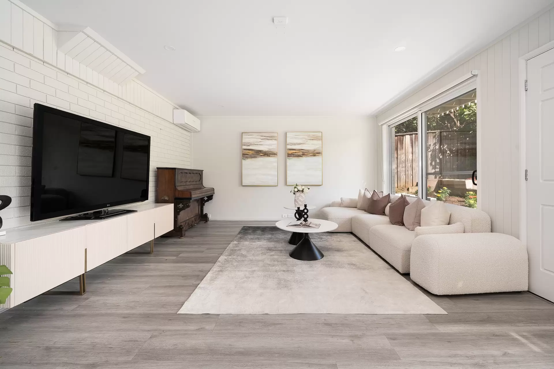 31 Chester Avenue, Baulkham Hills Sold by Richard Matthews Real Estate - image 2