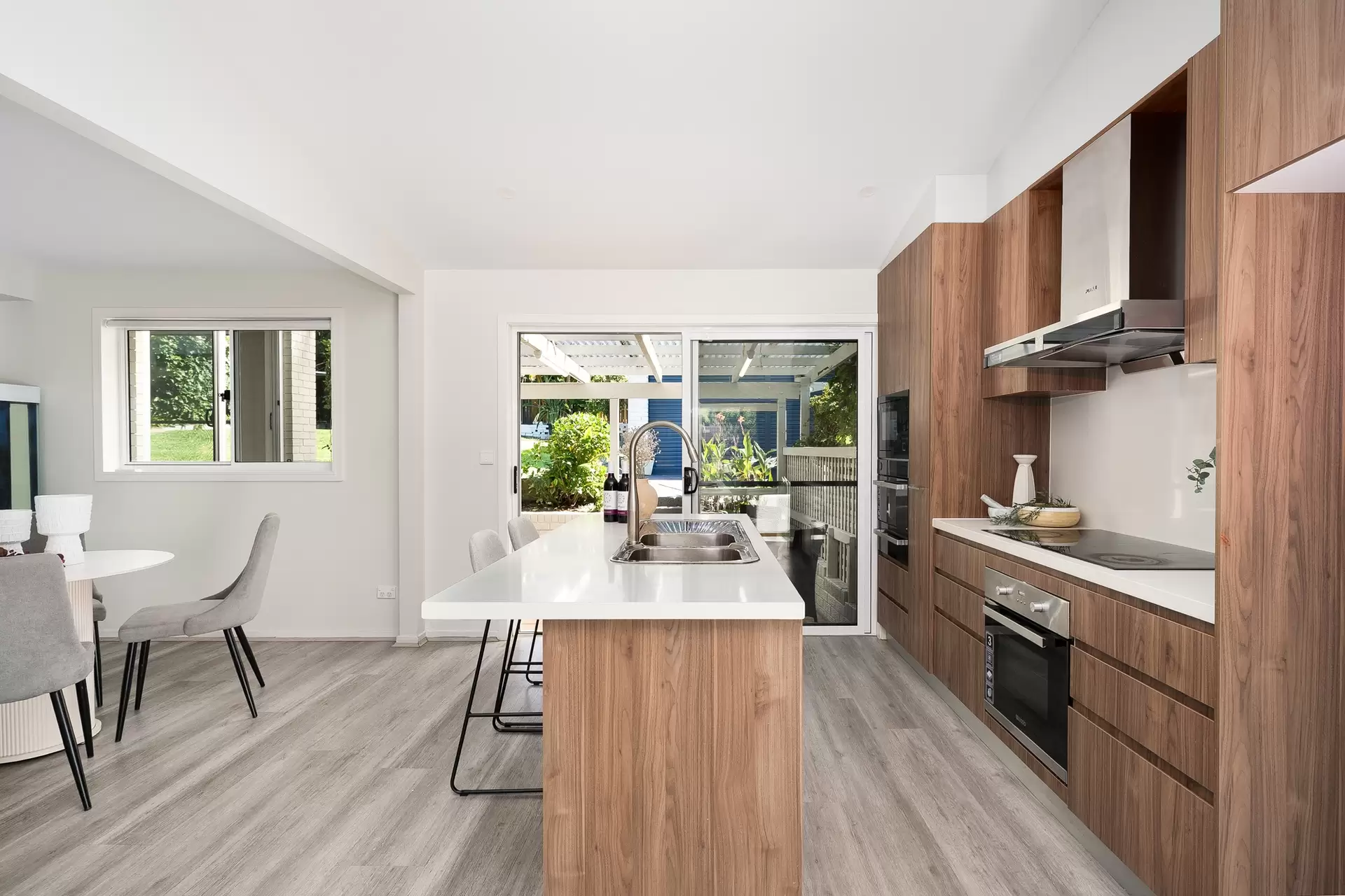 31 Chester Avenue, Baulkham Hills Sold by Richard Matthews Real Estate - image 8