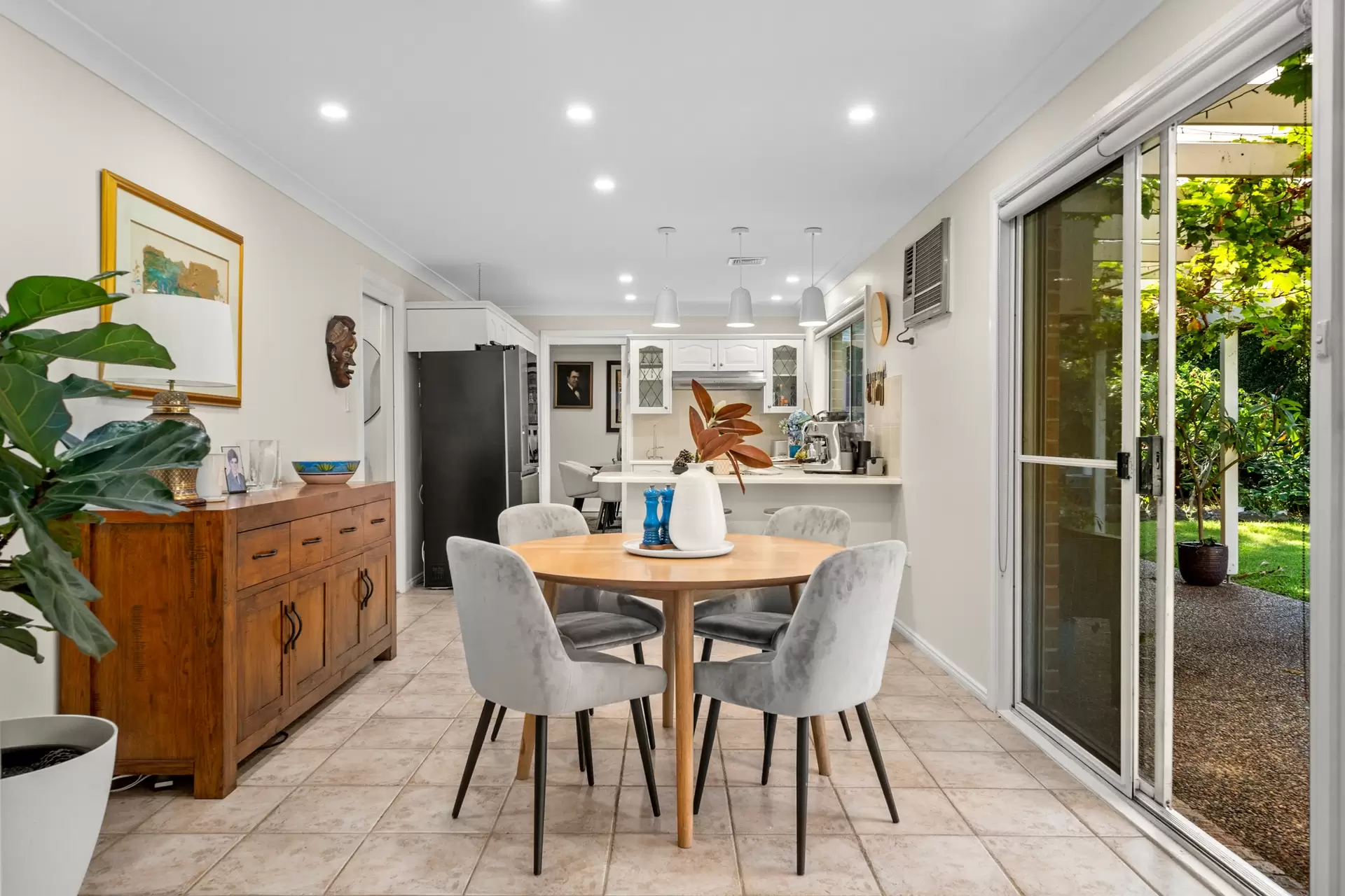 4 Angophora Place, Castle Hill Sold by Richard Matthews Real Estate - image 8