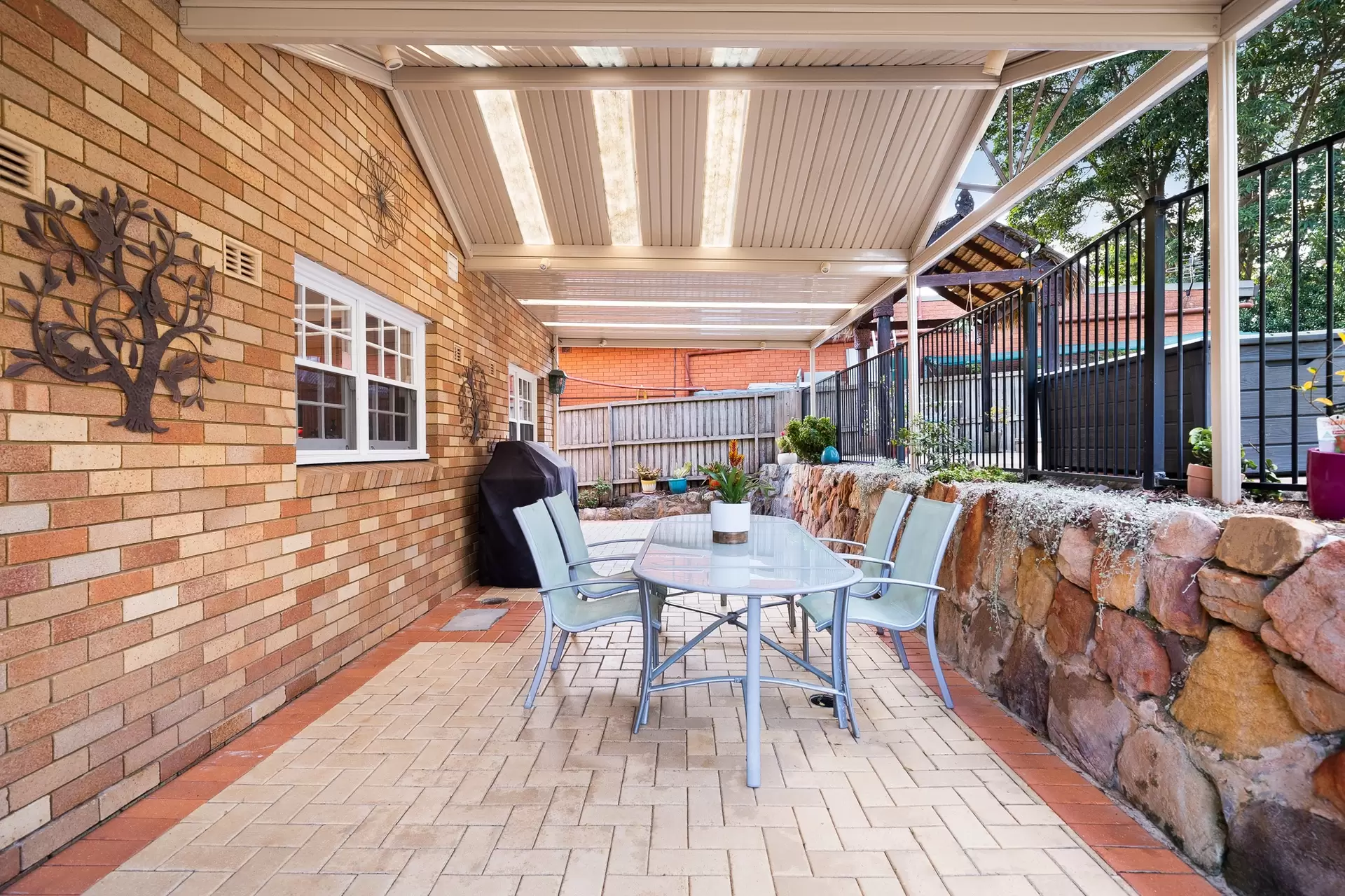 12 Brunette Drive, Castle Hill Sold by Richard Matthews Real Estate - image 14