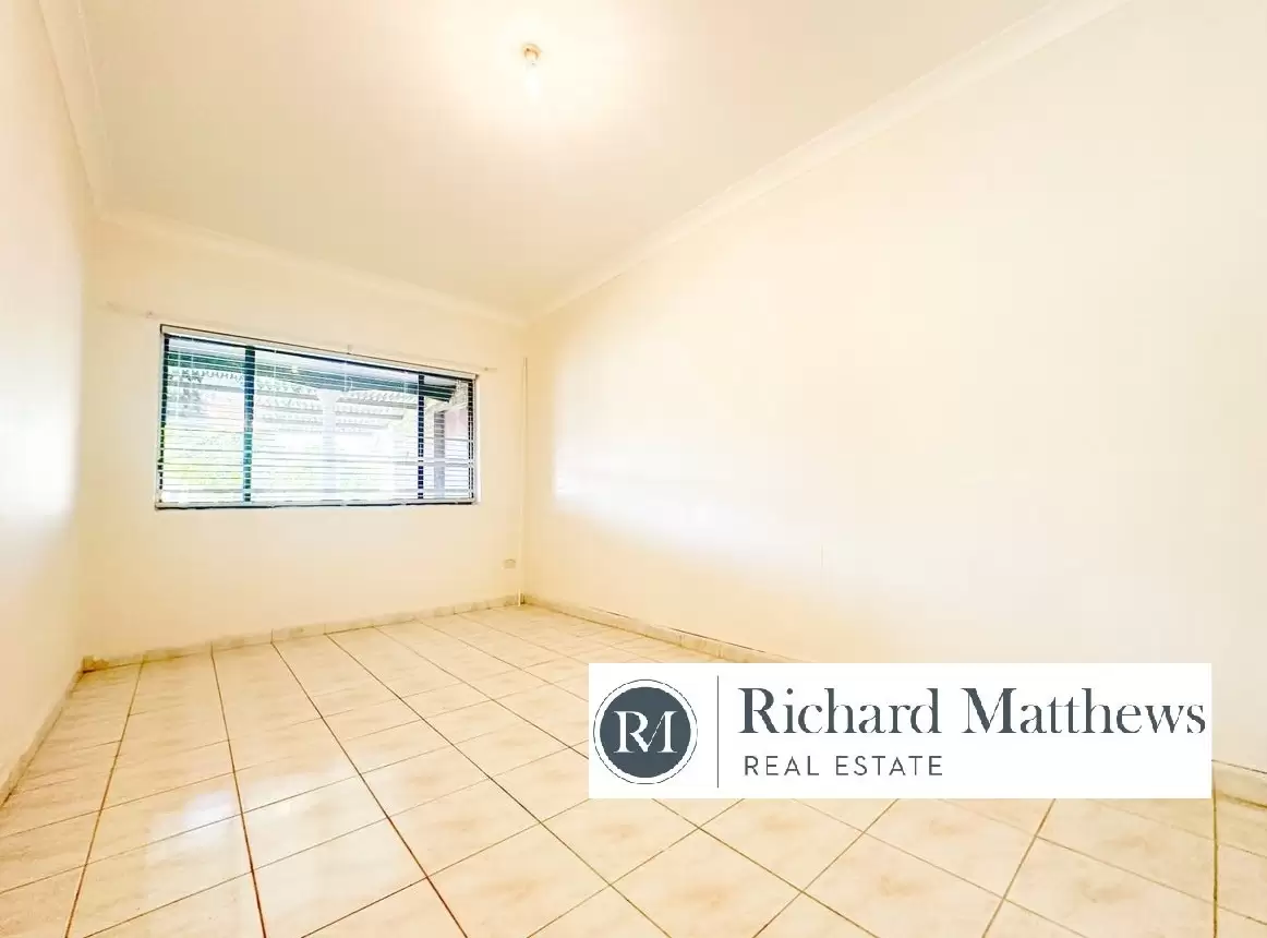 1/295 Johnston Road, Bass Hill Leased by Richard Matthews Real Estate - image 5