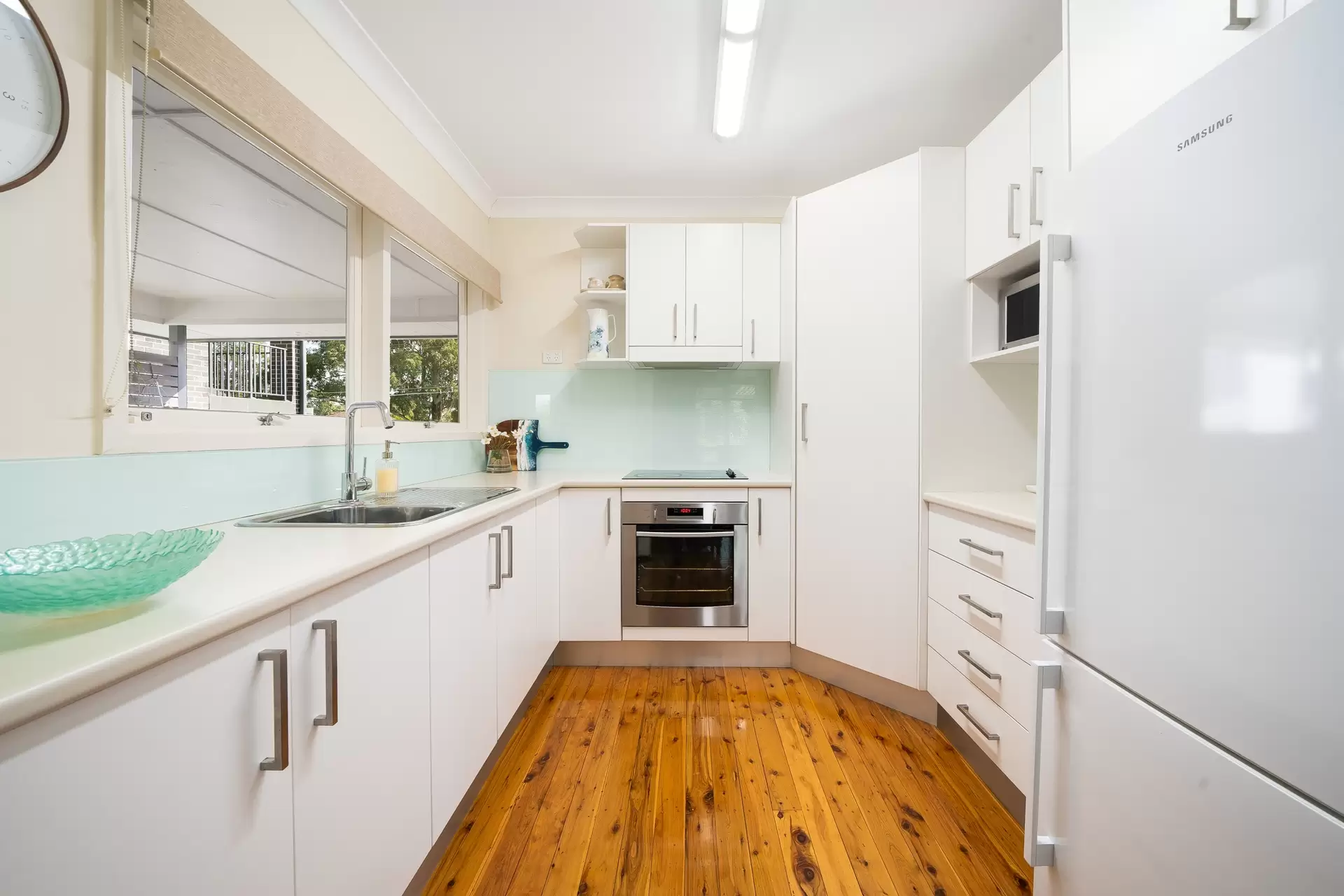 131 Flinders Road, Georges Hall Sold by Richard Matthews Real Estate - image 3