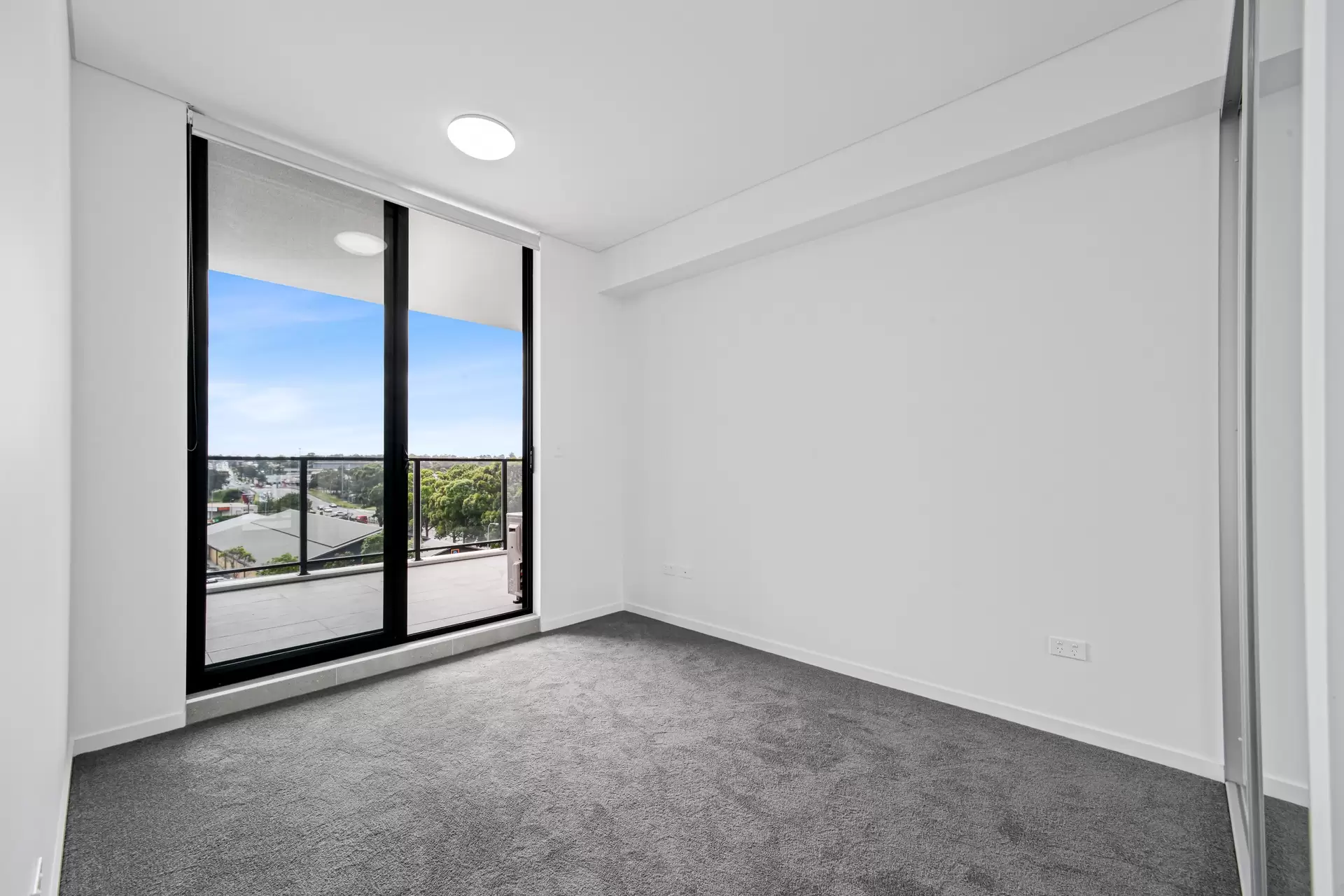 4.11/888 Woodville Road, Villawood Leased by Richard Matthews Real Estate - image 4