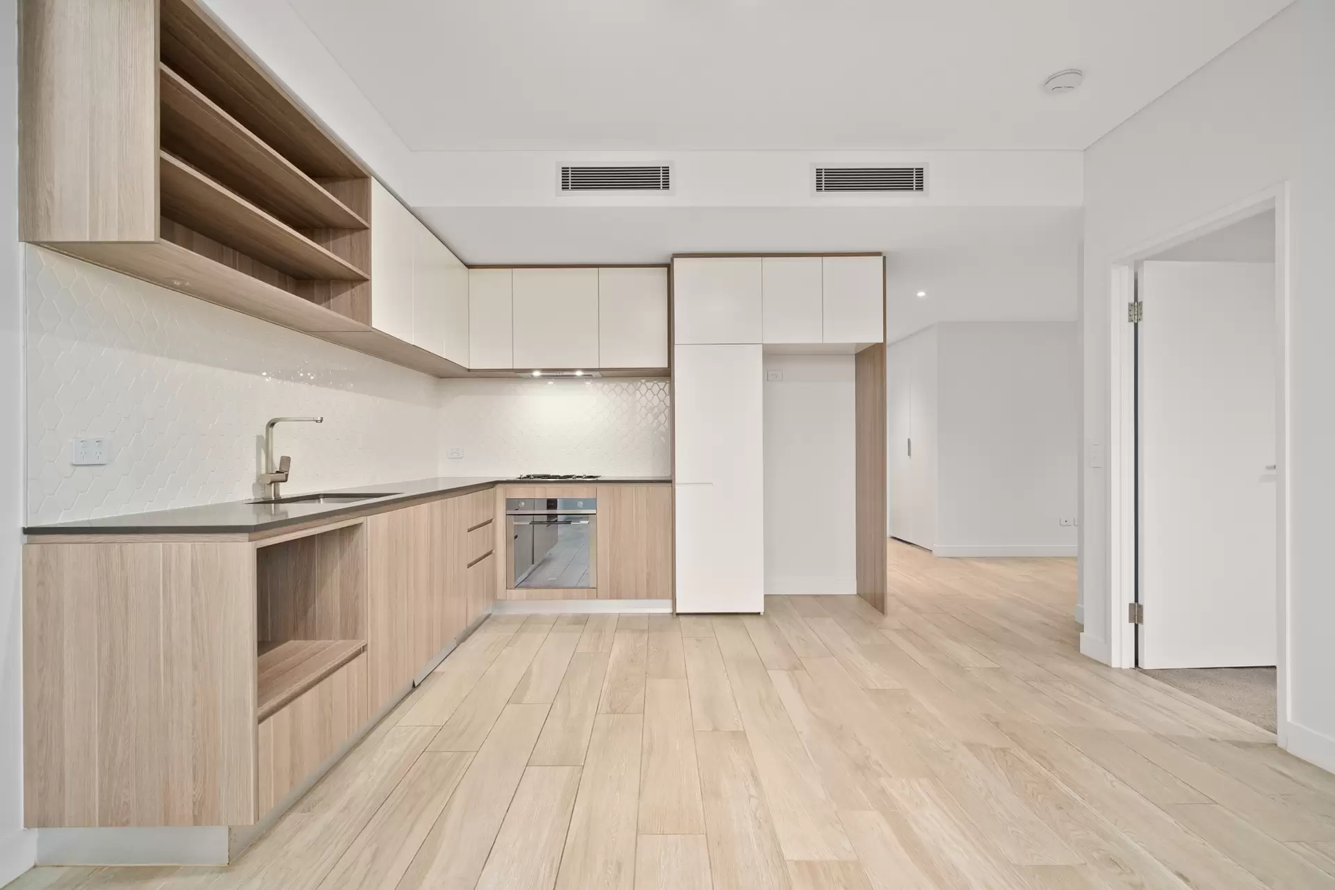 307/2 Stanley Street, Burwood Sold by Richard Matthews Real Estate - image 2