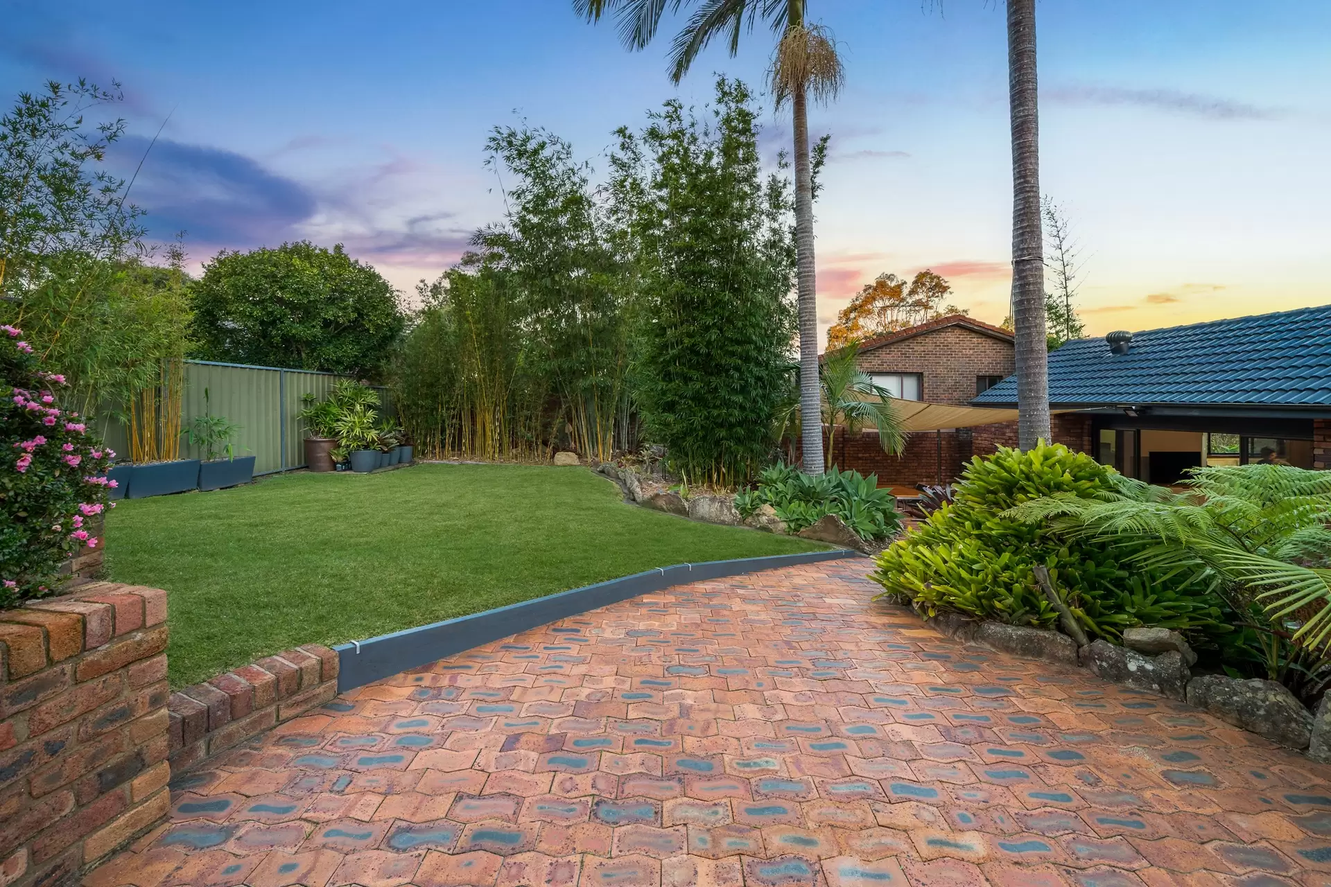 21 Redman Avenue, Illawong Sold by Richard Matthews Real Estate - image 11
