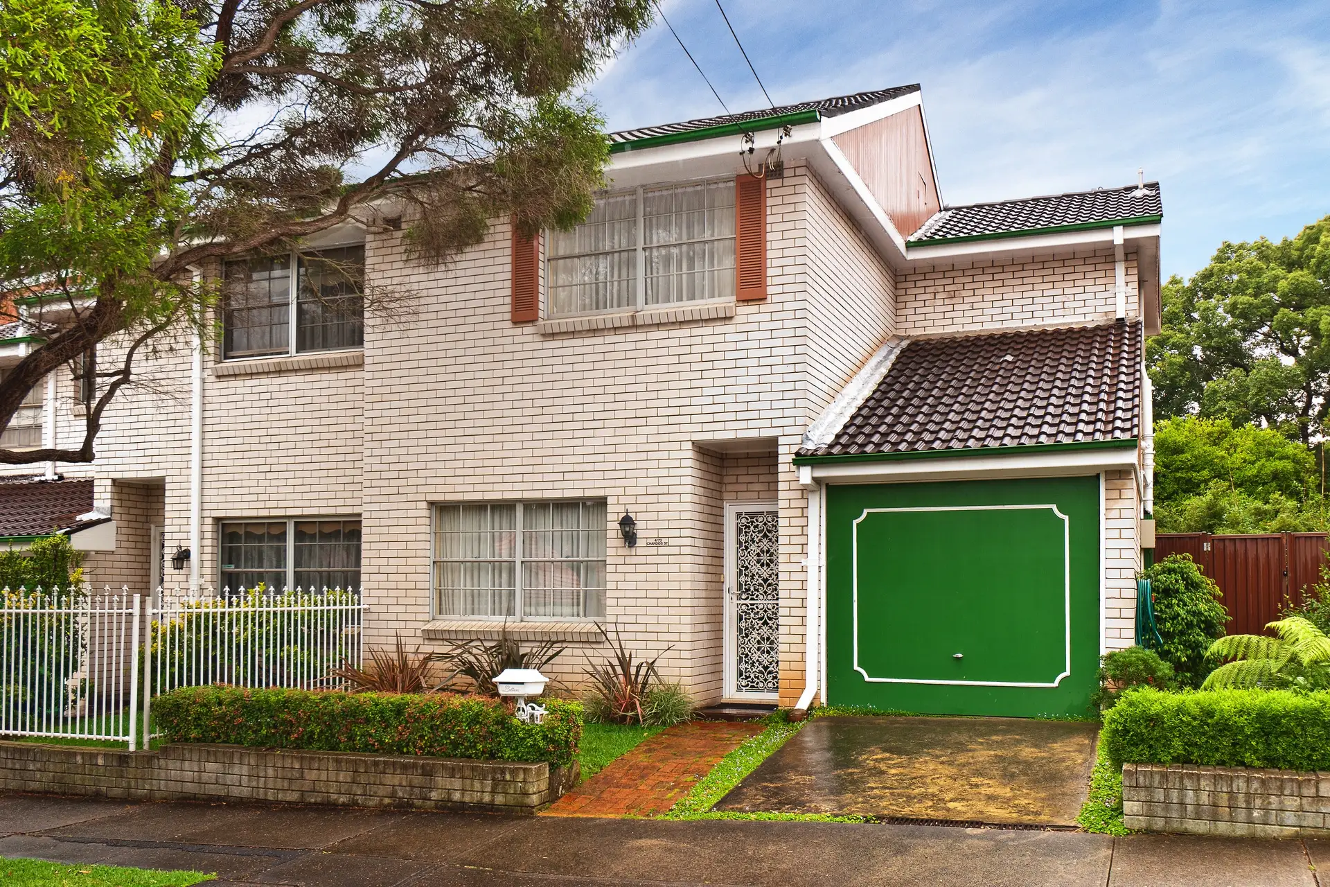 4/73  Chandos Street, Ashfield Sold by Richard Matthews Real Estate - image 2