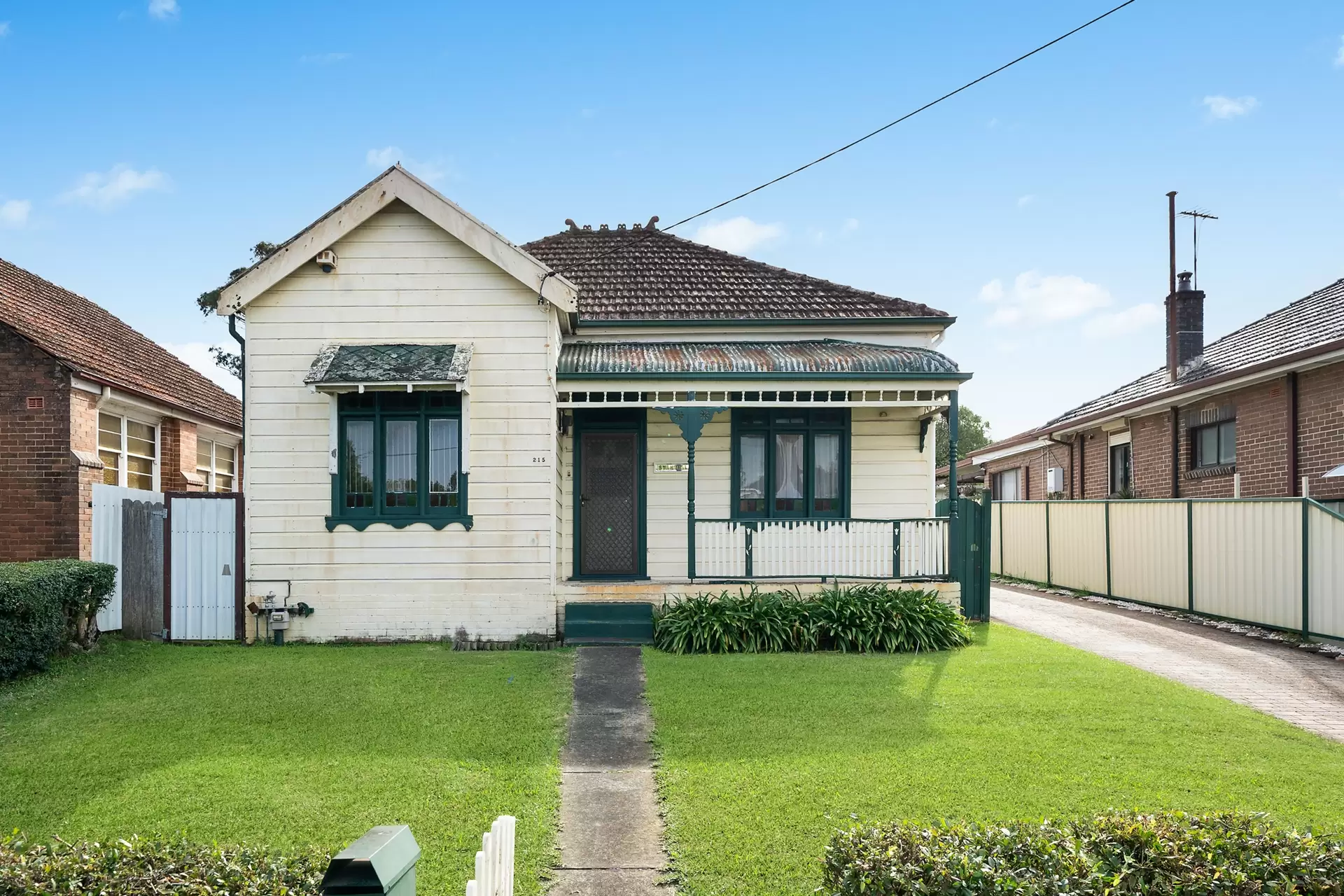 215B Georges River Road, Croydon Park Sold by Richard Matthews Real Estate - image 1