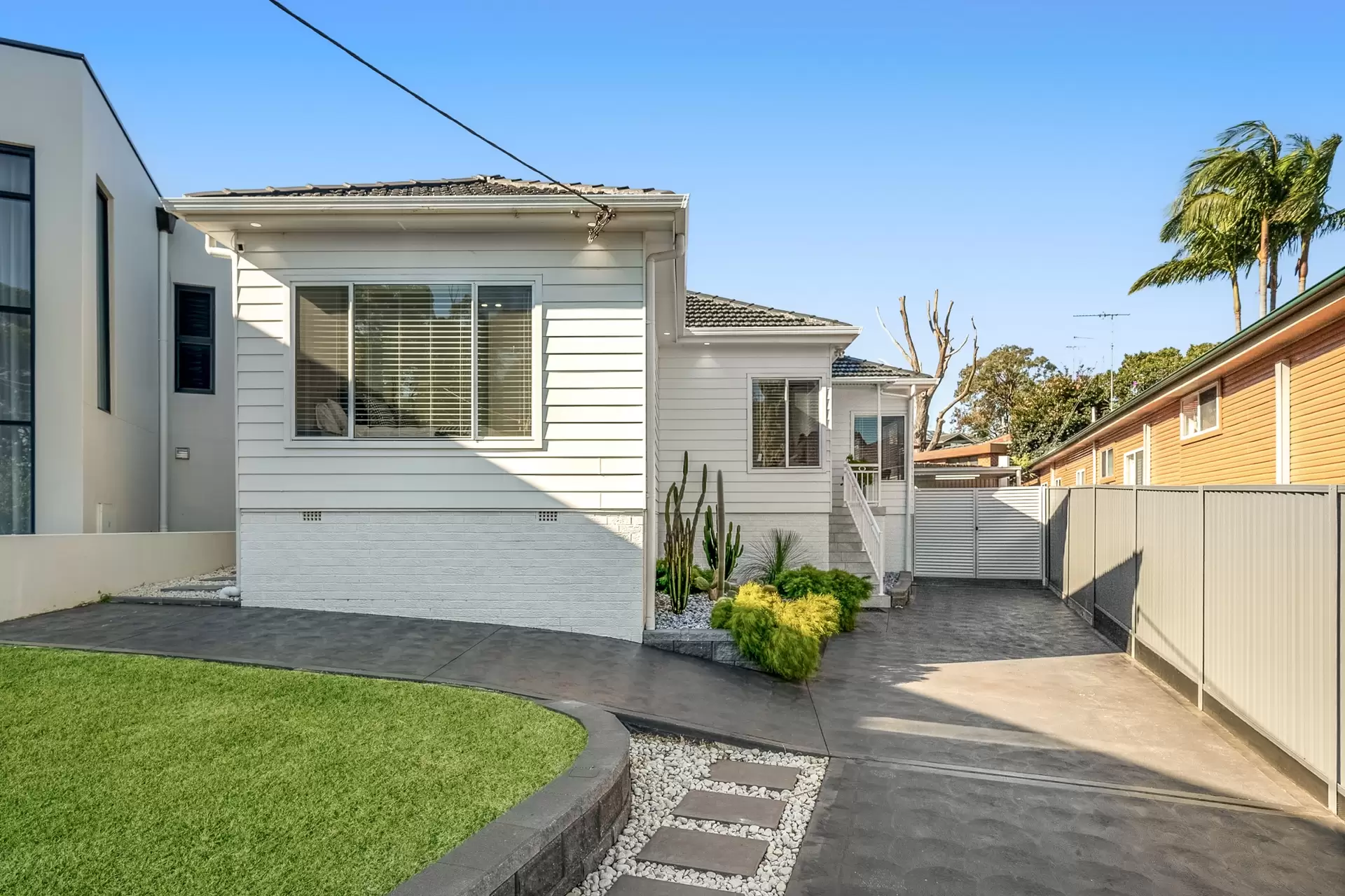23 Roseanne Avenue, Roselands Sold by Richard Matthews Real Estate - image 1