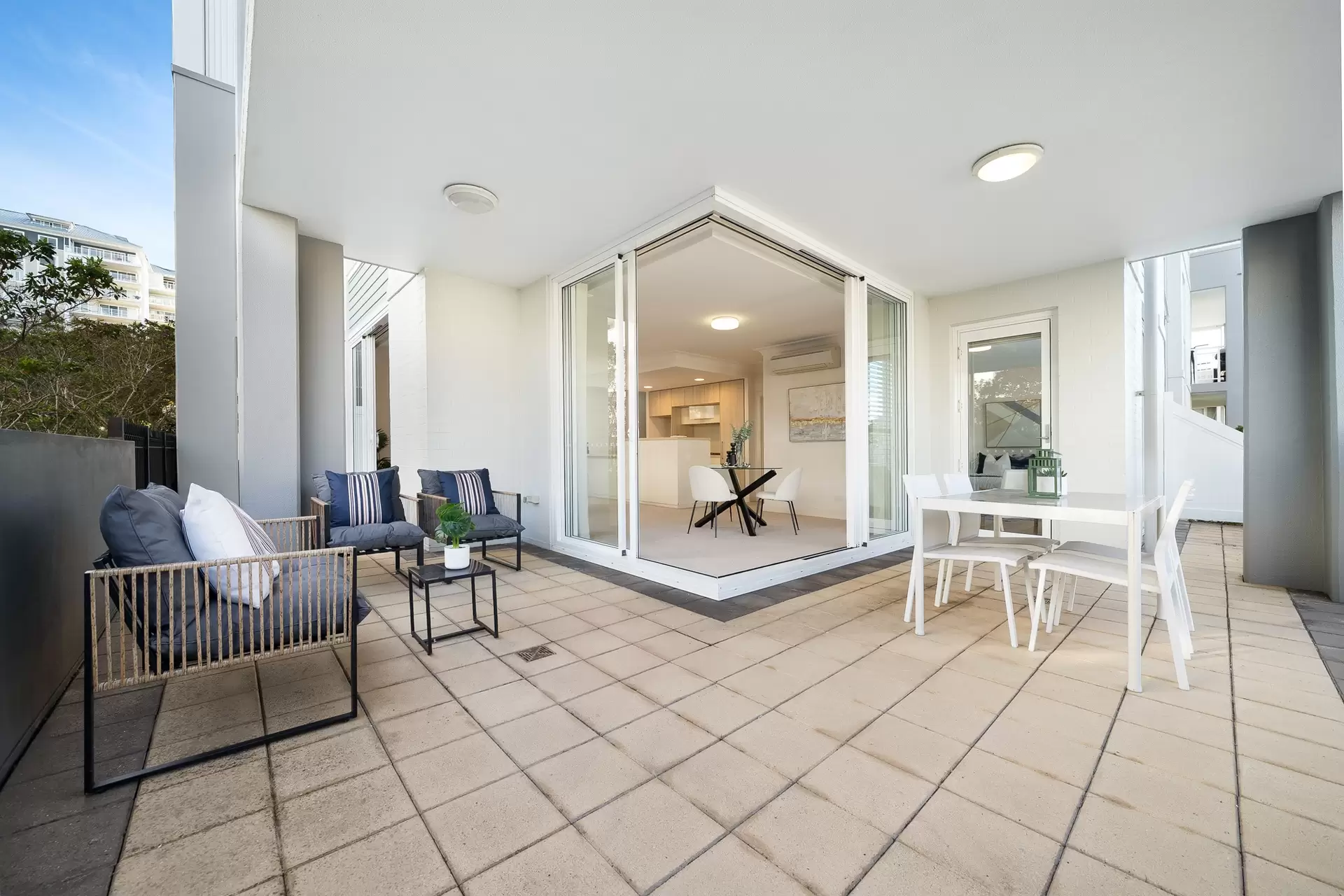 108/2 Peninsula Drive, Breakfast Point Sold by Richard Matthews Real Estate - image 2