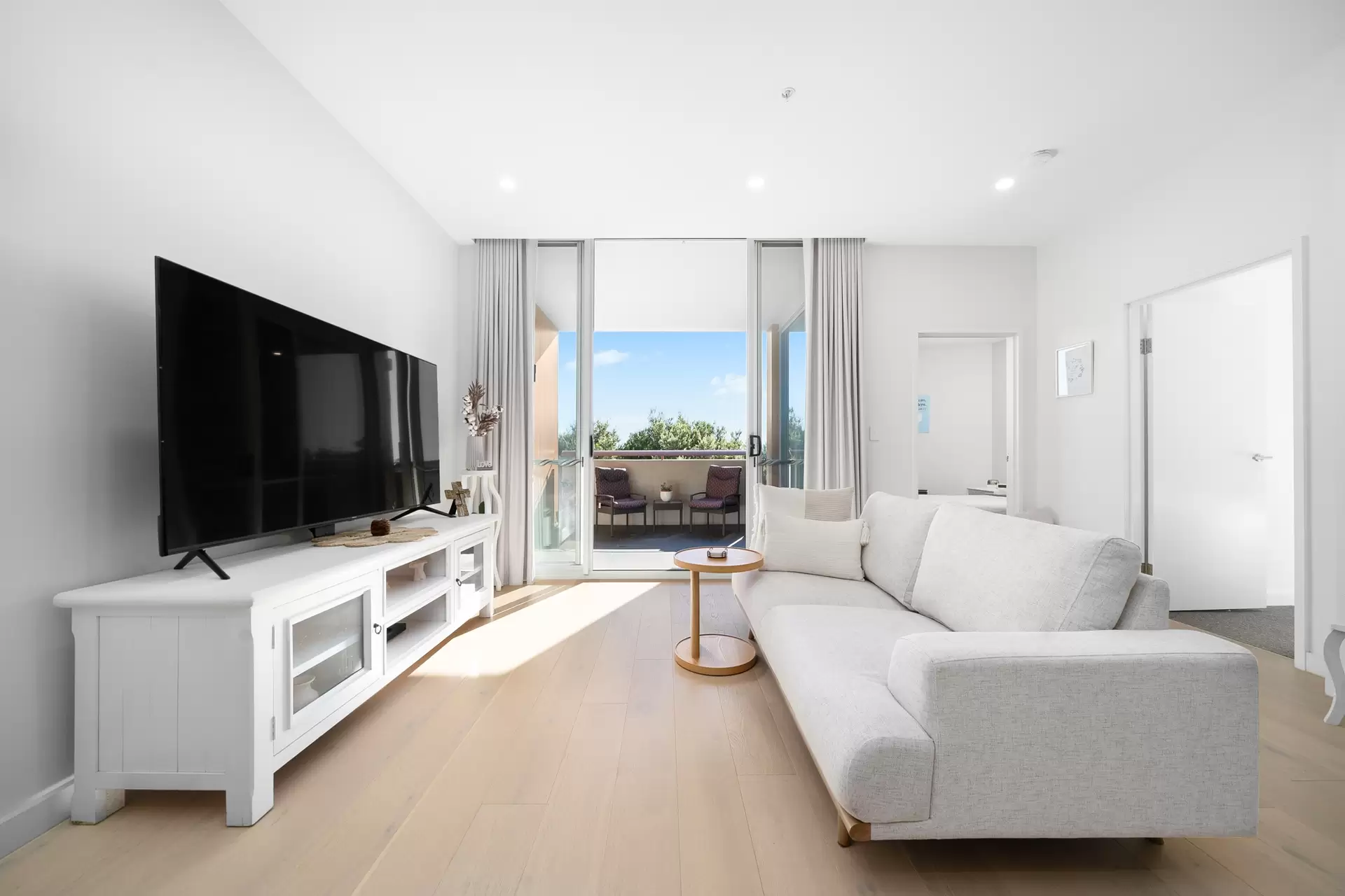 205/224 Flood Street, Leichhardt Sold by Richard Matthews Real Estate - image 1