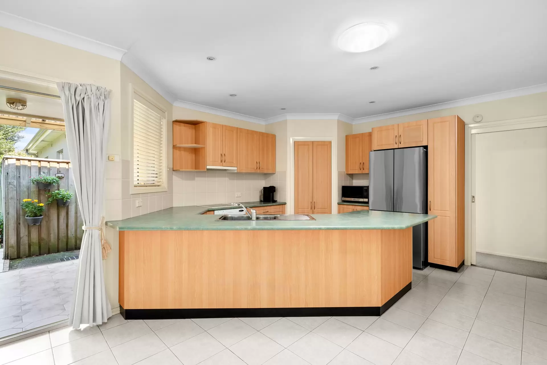 22 Longworth Crescent, Castle Hill Sold by Richard Matthews Real Estate - image 4