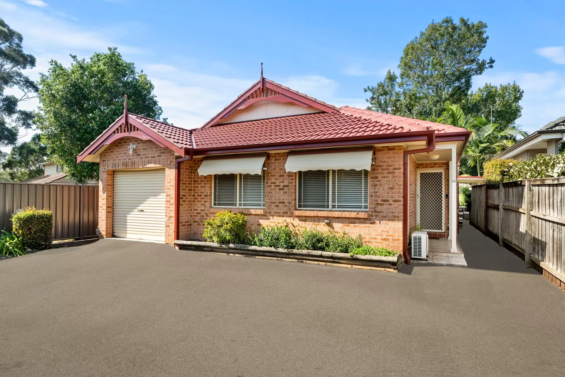 22 Longworth Crescent, Castle Hill Sold by Richard Matthews Real Estate - image 1