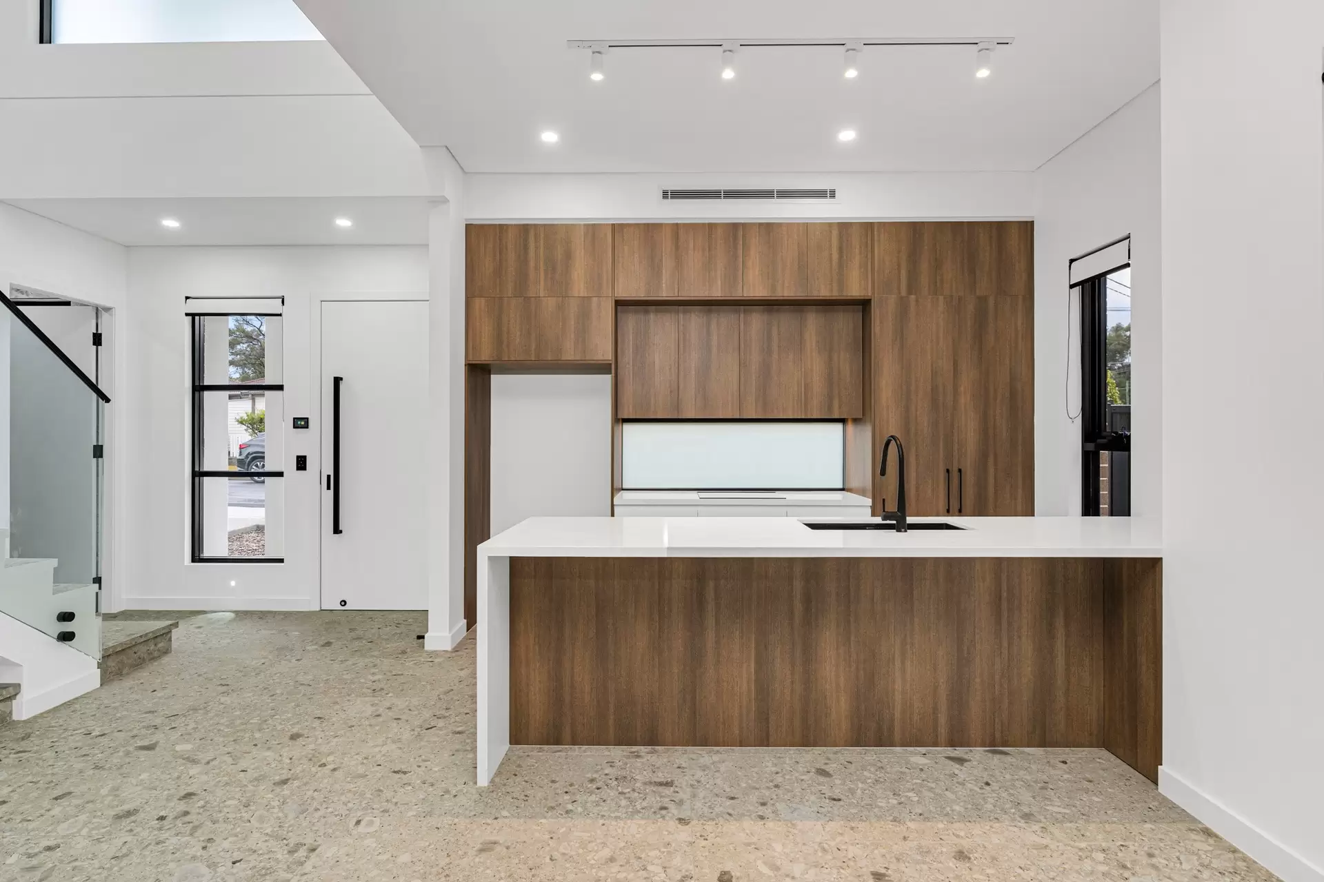 2 Willow Place, Bass Hill Leased by Richard Matthews Real Estate - image 3
