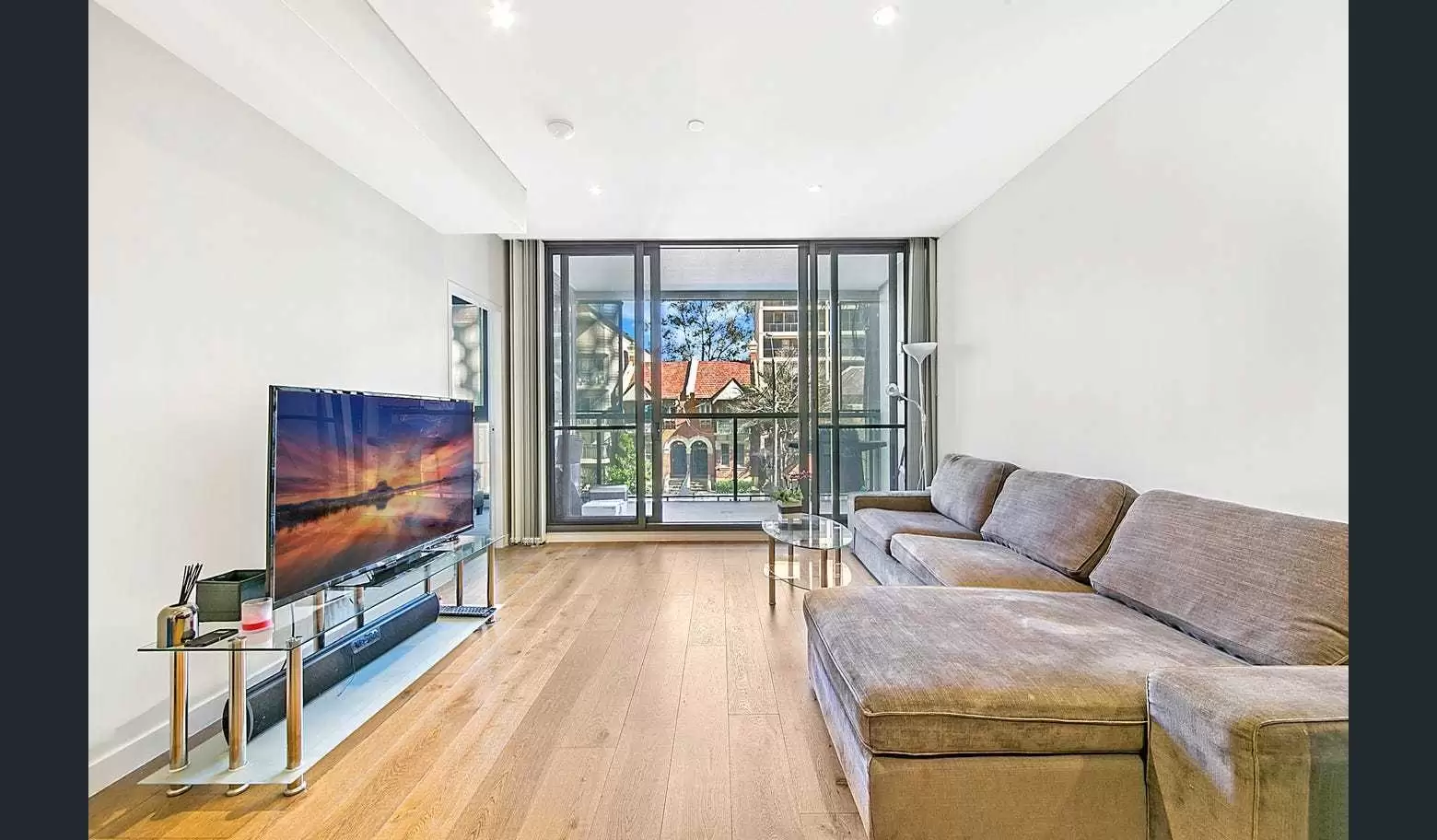 108B/225 Pacific Highway, North Sydney Leased by Richard Matthews Real Estate - image 2