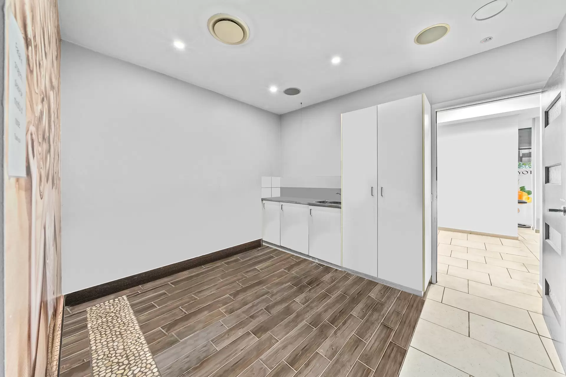 9 & 10/3 Richmond Avenue, Sylvania Waters For Sale by Richard Matthews Real Estate - image 17
