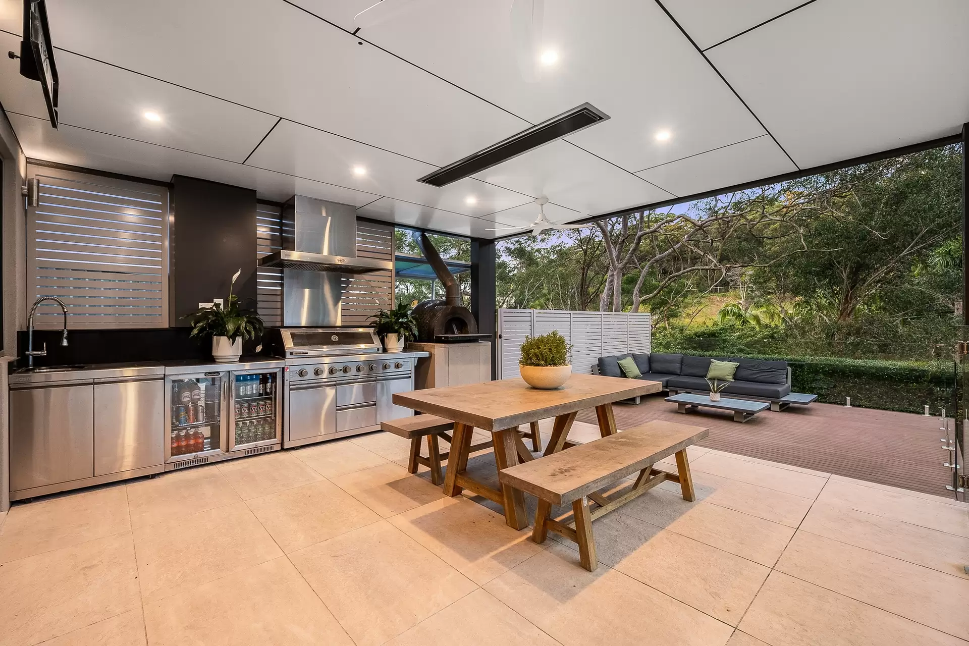 33 Old Ferry Road, Illawong Sold by Richard Matthews Real Estate - image 16