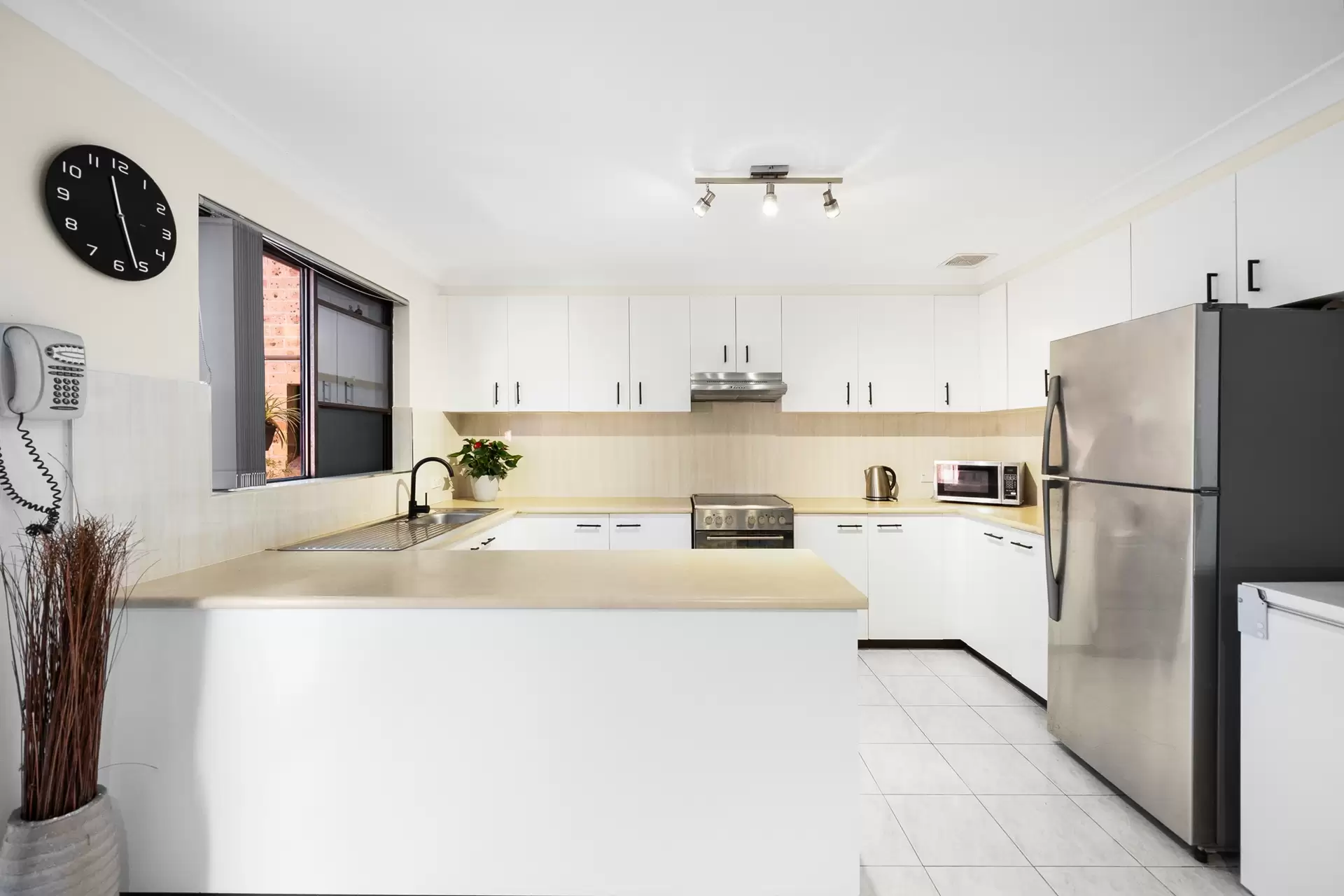 5/184  Birdwood Road, Georges Hall Sold by Richard Matthews Real Estate - image 2