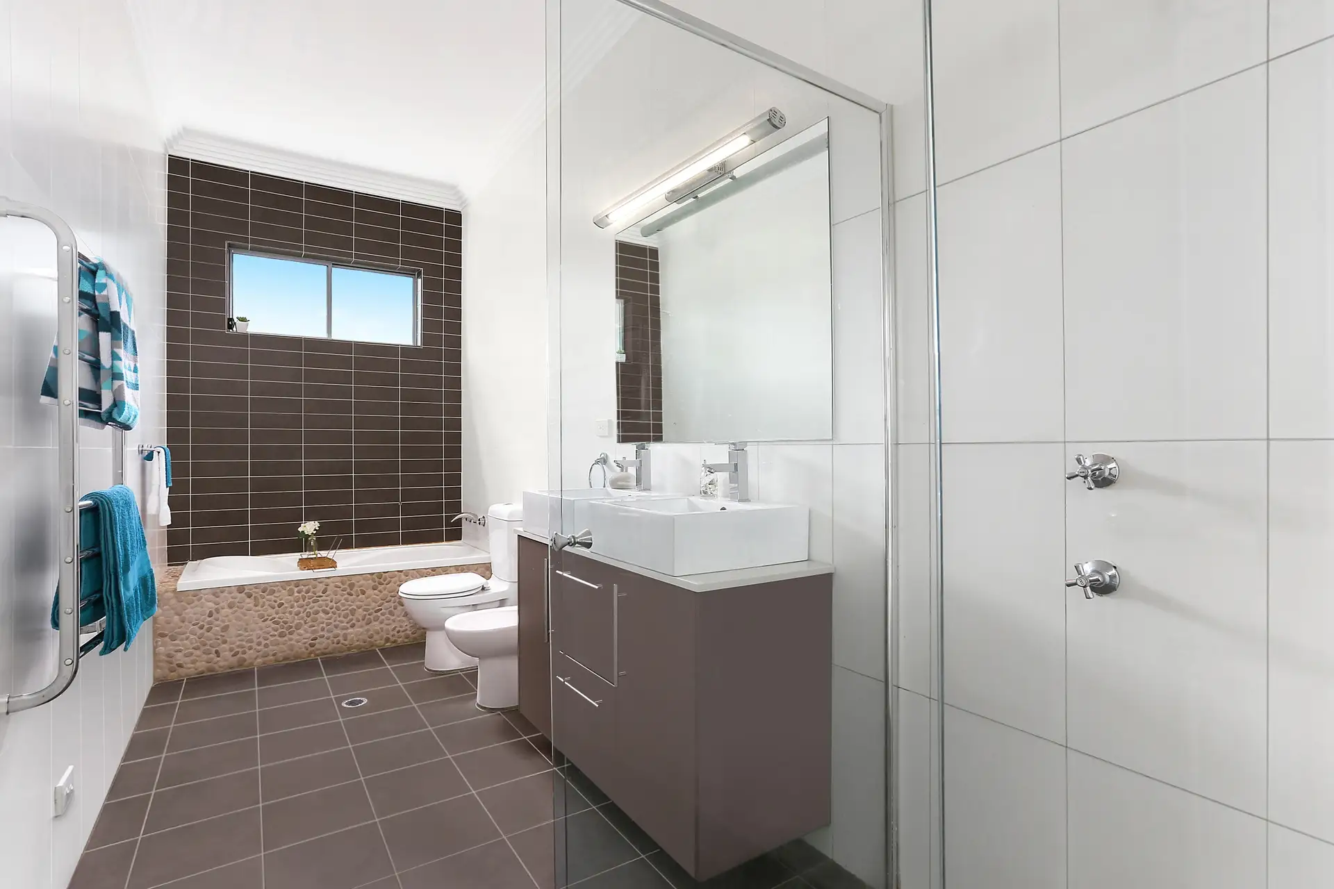 14 Anembo Avenue, Georges Hall Sold by Richard Matthews Real Estate - image 8