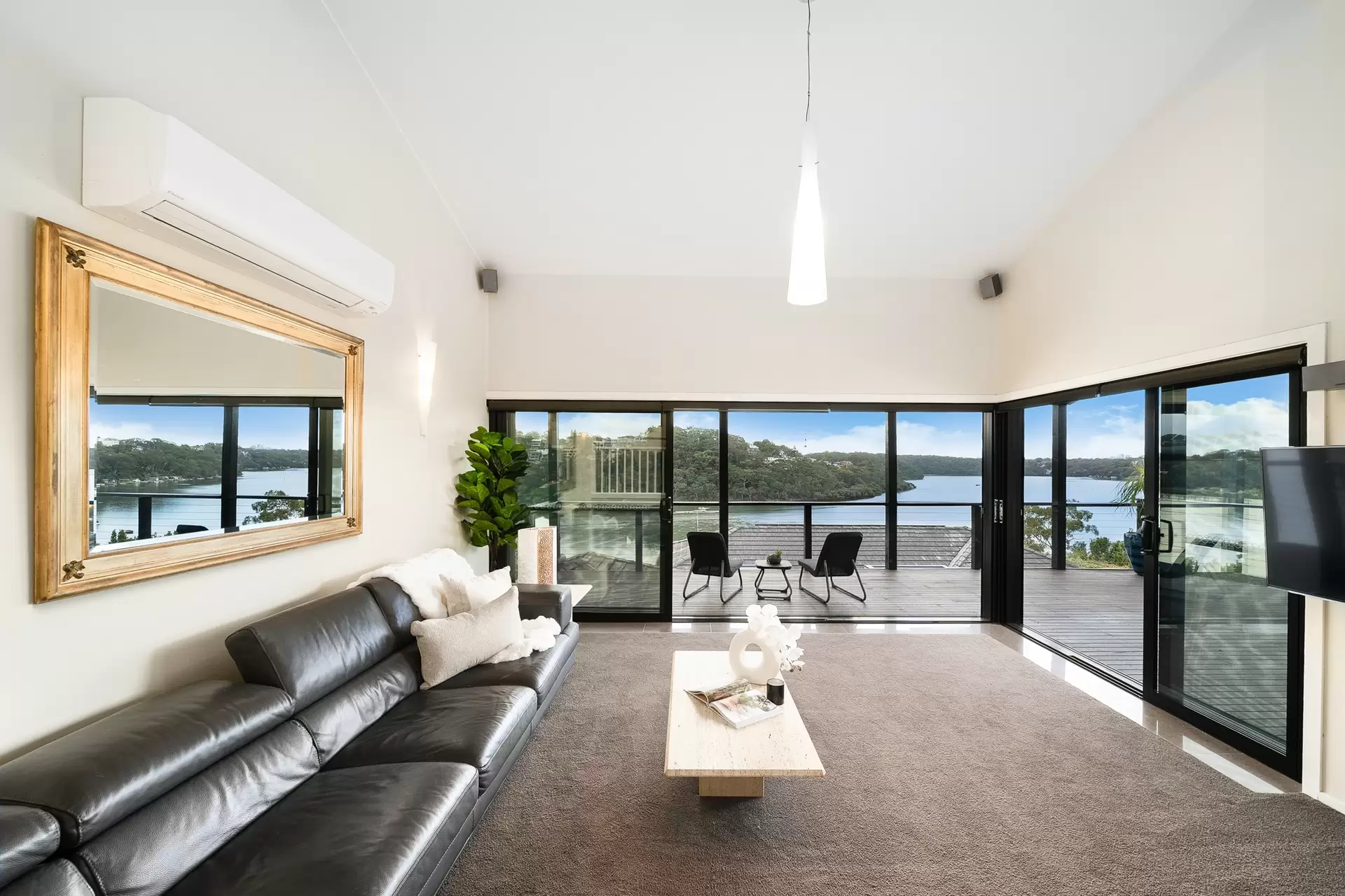 205 Fowler Road, Illawong Sold by Richard Matthews Real Estate - image 3