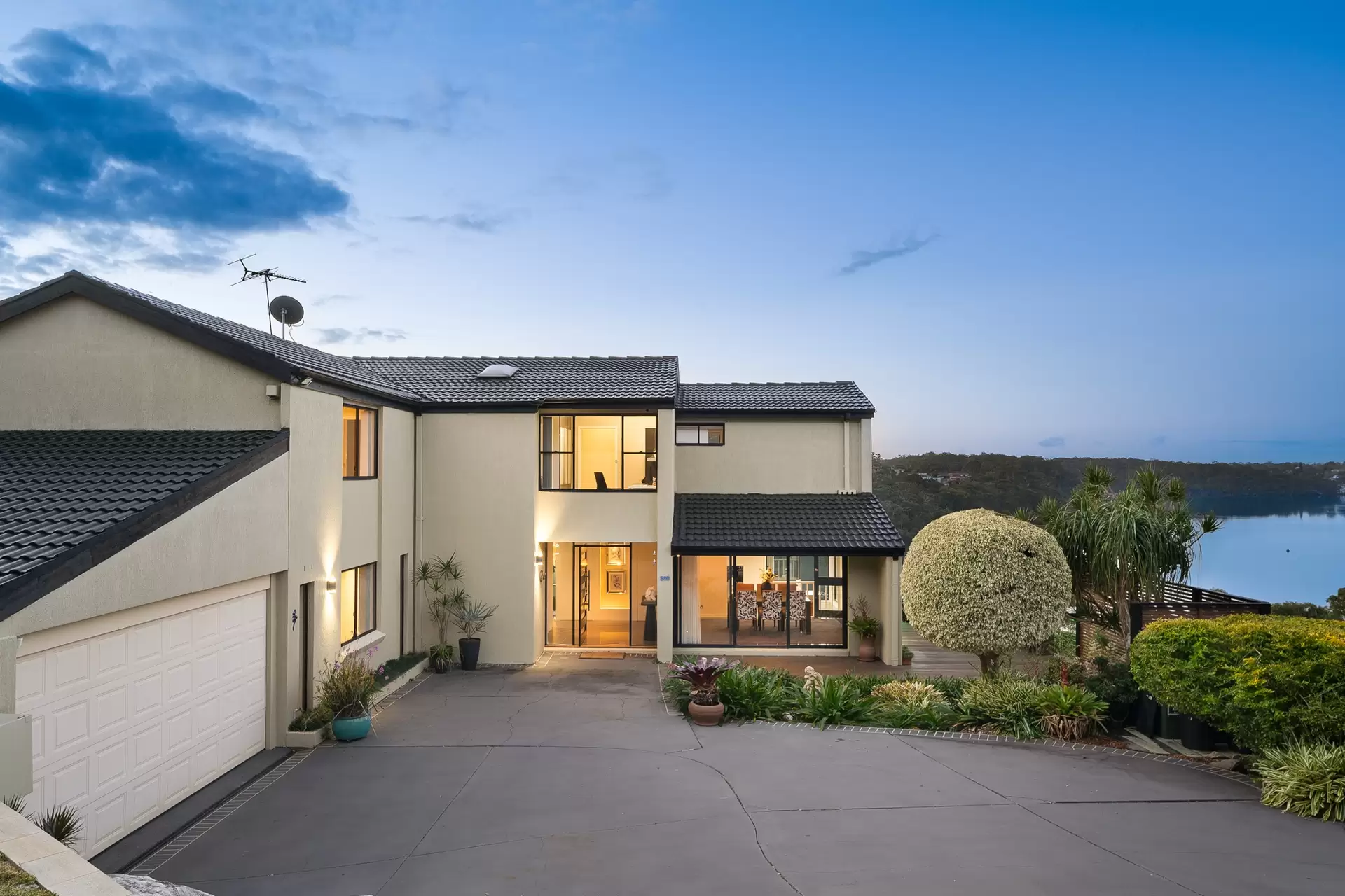 205 Fowler Road, Illawong Sold by Richard Matthews Real Estate - image 13