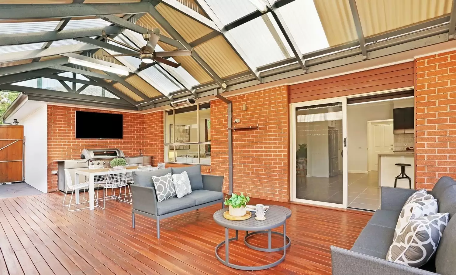 10 Bligh Place, Kellyville Sold by Richard Matthews Real Estate - image 7
