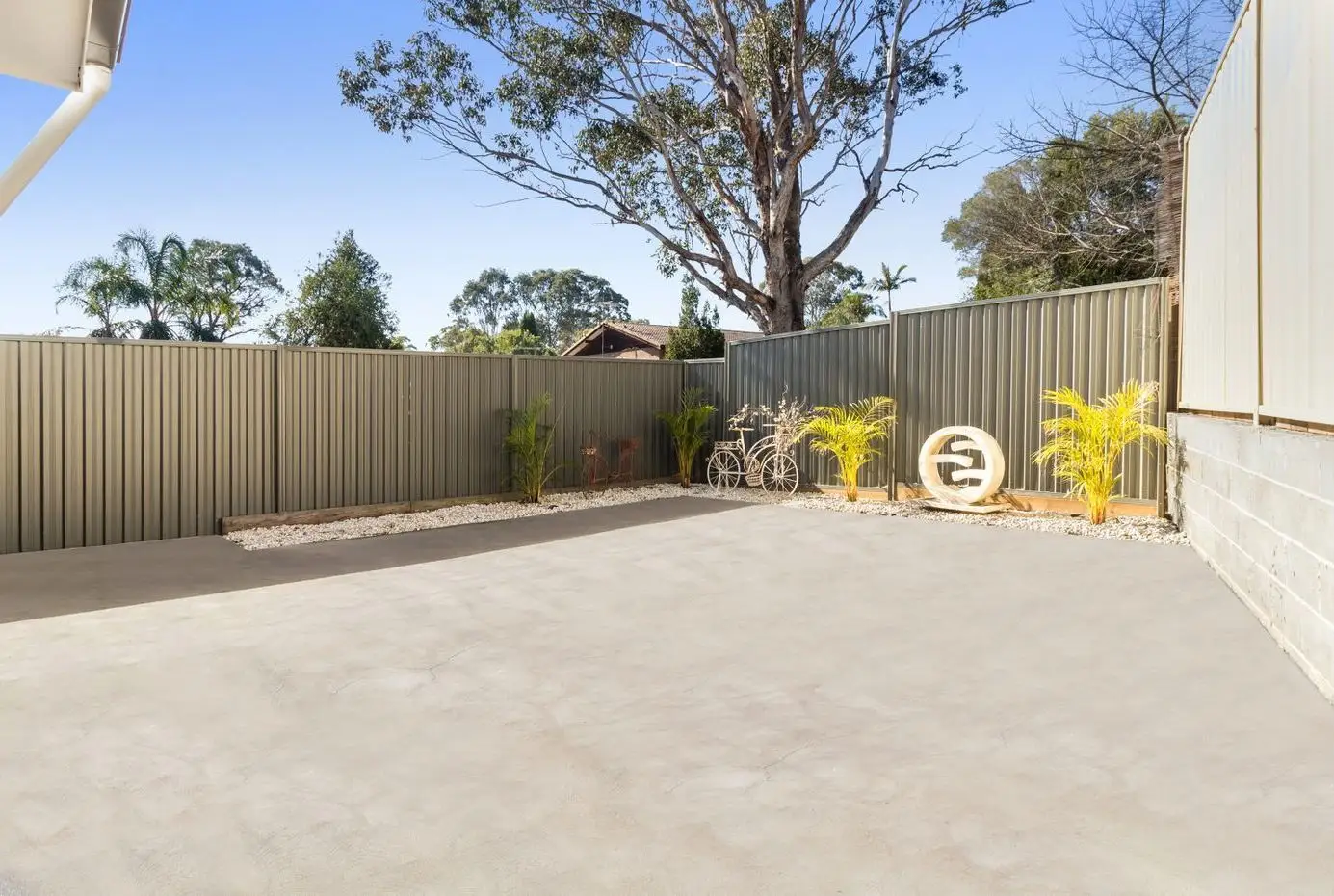 33a Manahan Street, Condell Park Sold by Richard Matthews Real Estate - image 7