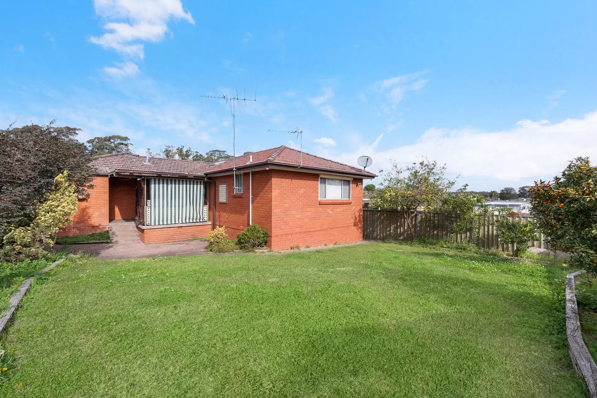 47 Jacaranda Drive, Georges Hall Sold by Richard Matthews Real Estate - image 6