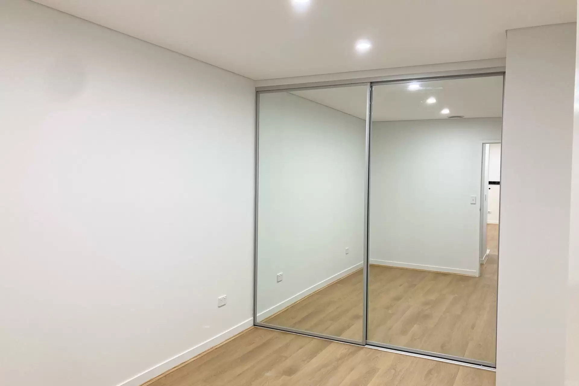 15/235 Homebush Road, Strathfield Leased by Richard Matthews Real Estate - image 3