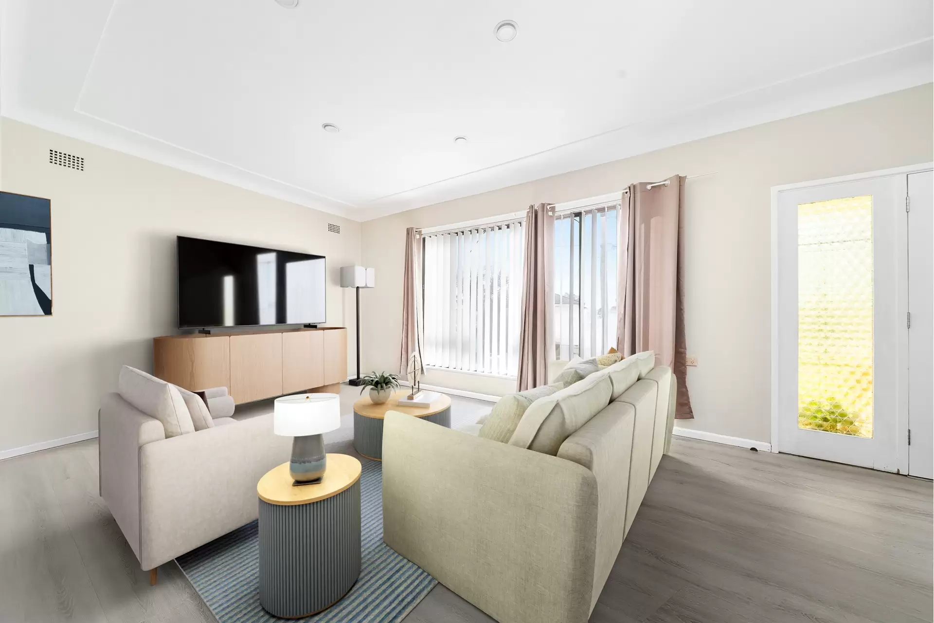 5 Daphne Place, Blacktown Sold by Richard Matthews Real Estate - image 2