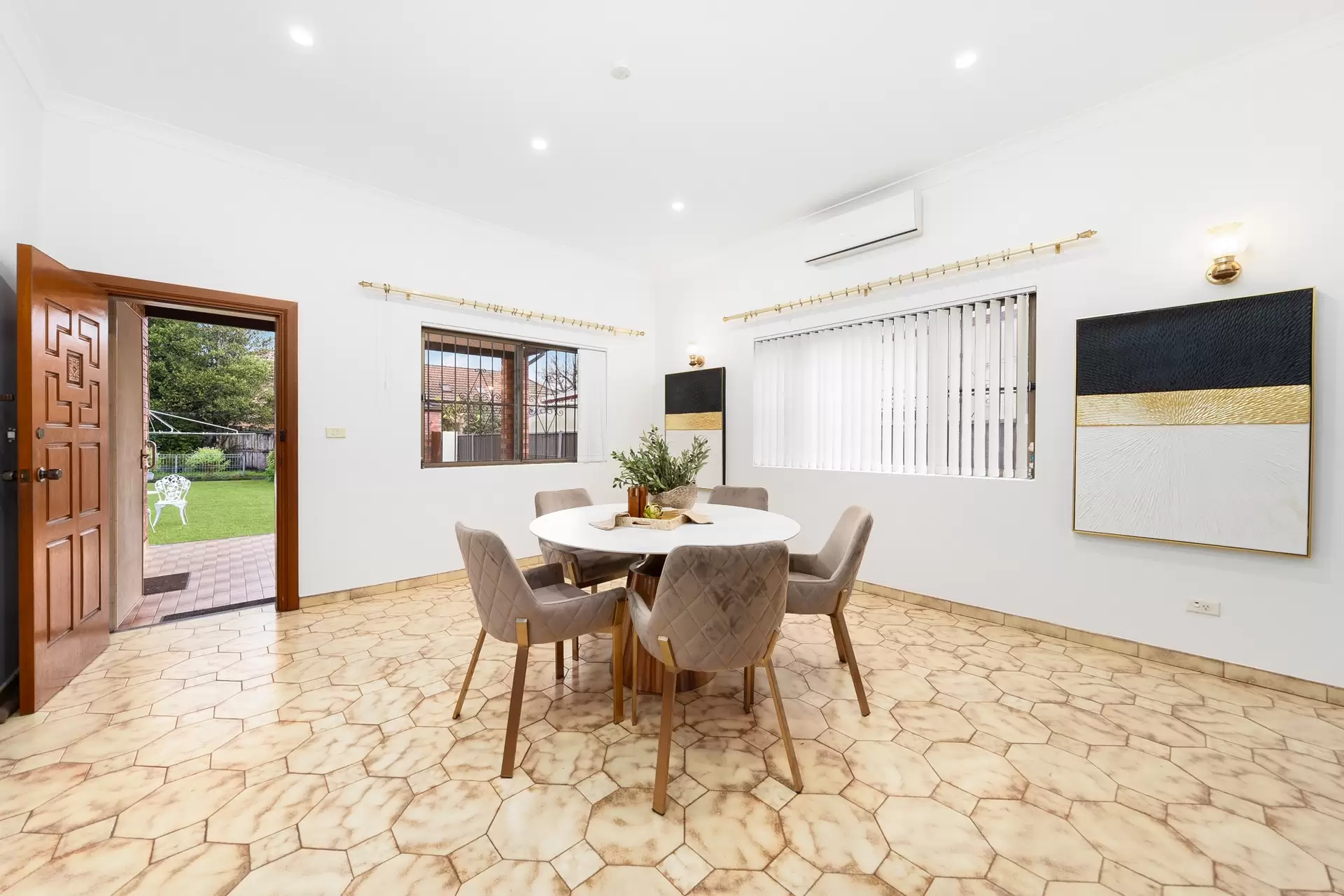 39 Cheltenham Road, Croydon Sold by Richard Matthews Real Estate - image 6