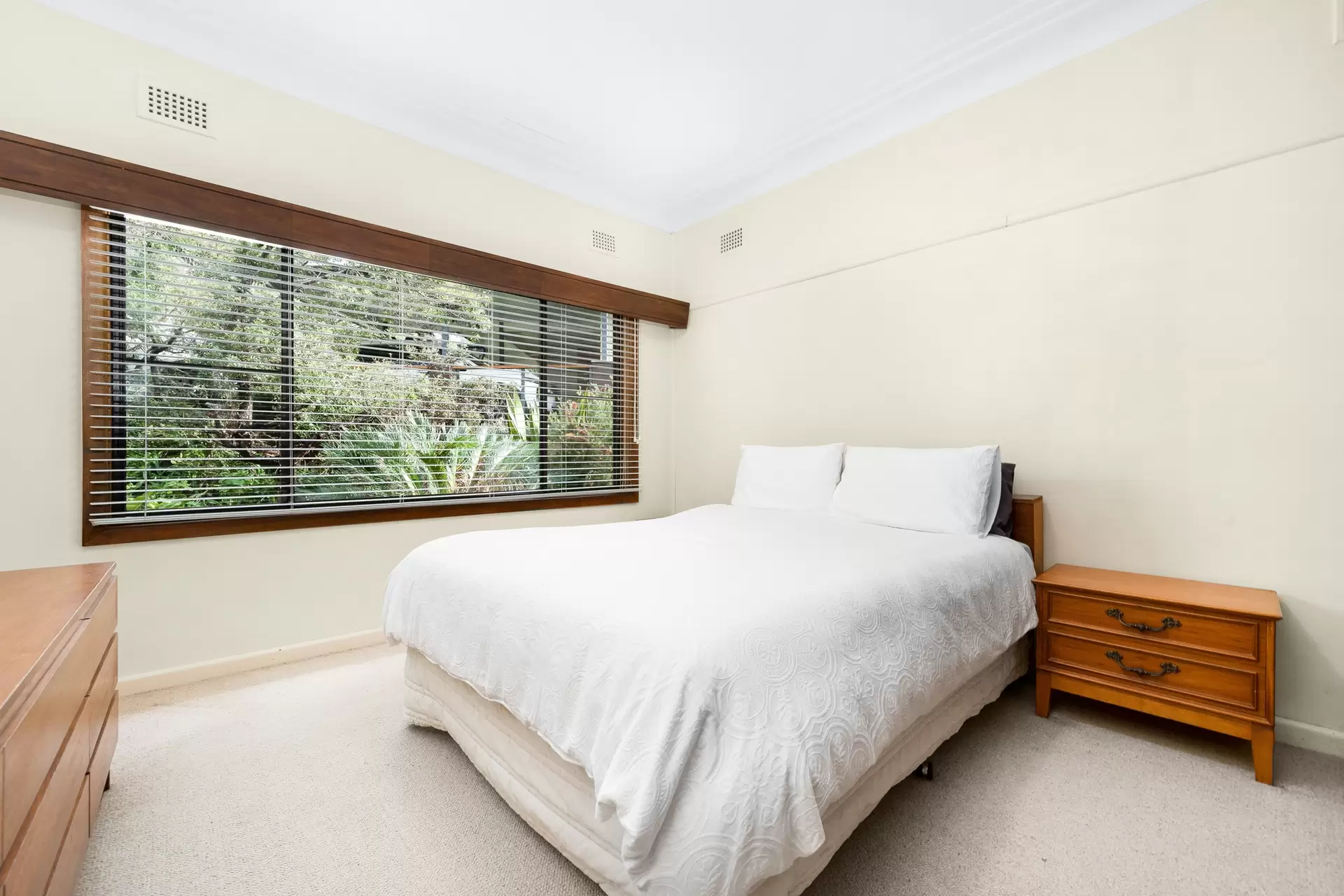 3 Carter Crescent, Gymea Bay Sold by Richard Matthews Real Estate - image 7
