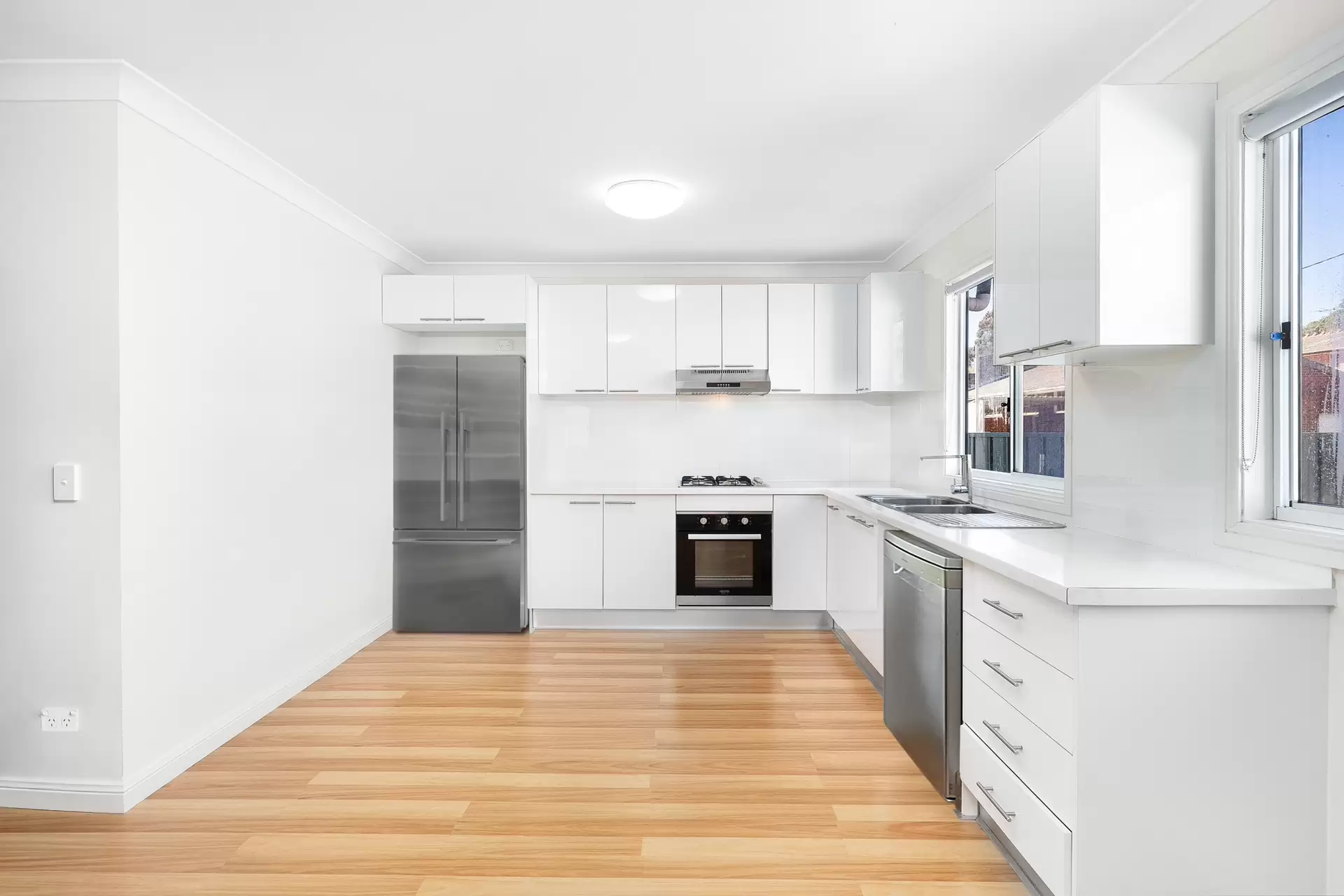 28 First Avenue, Belfield Sold by Richard Matthews Real Estate - image 7