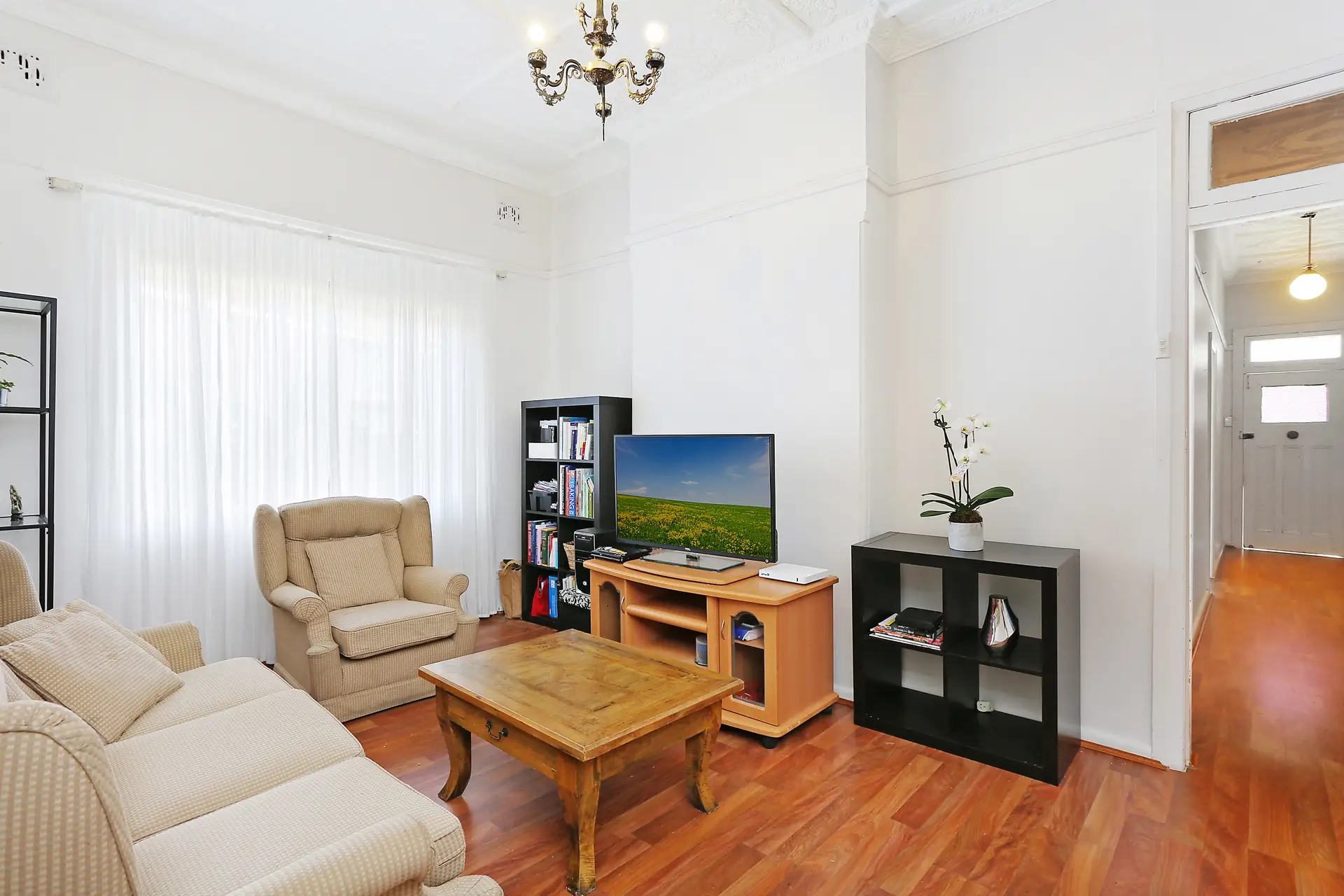 28 Weldon Street, Burwood Sold by Richard Matthews Real Estate - image 2